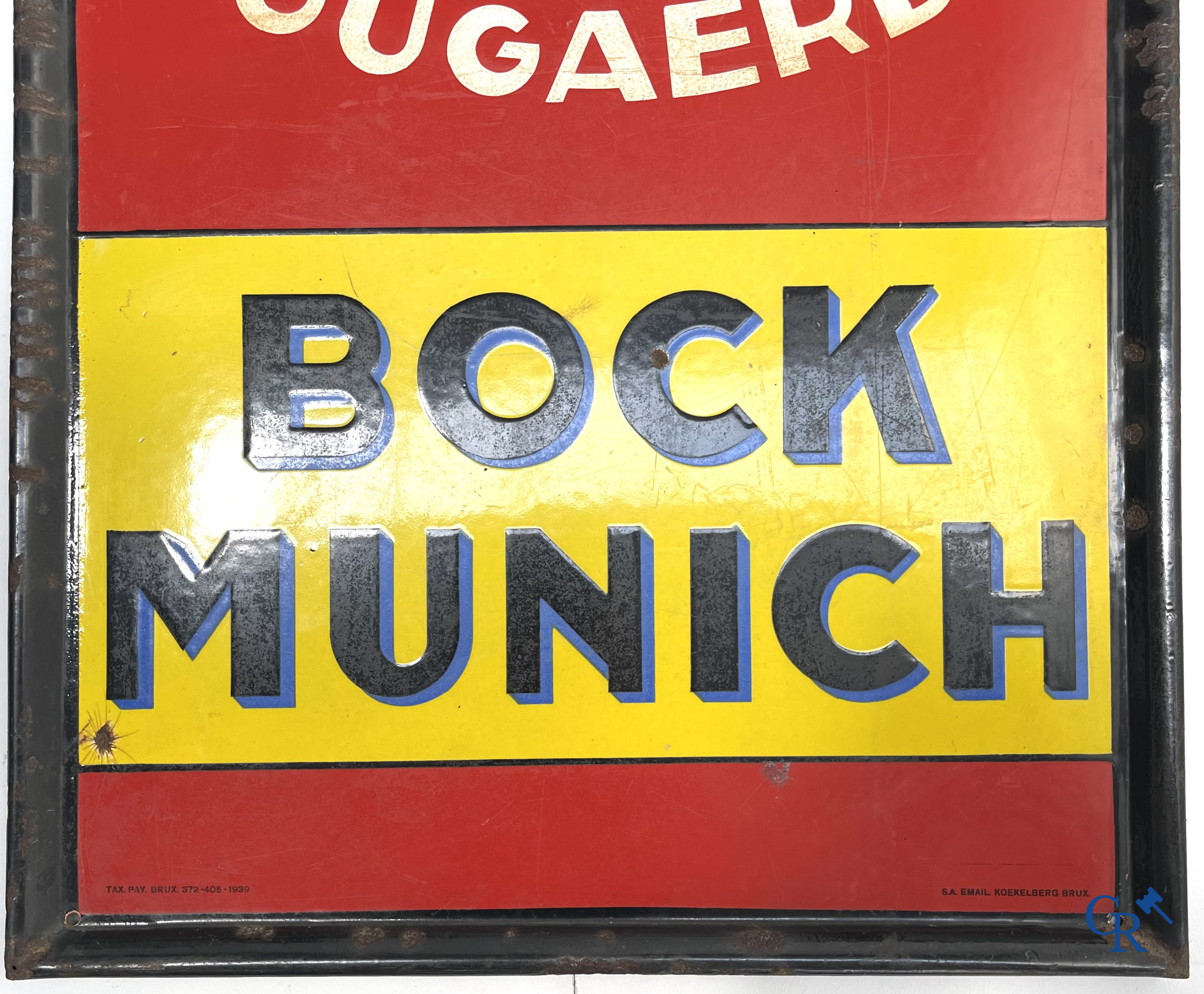 Dortor Hougaerde, Bock Munich. Emaille reclamebord uit 1939 voor de Brouwerij van Hougaerde. Email. Koekelberg.