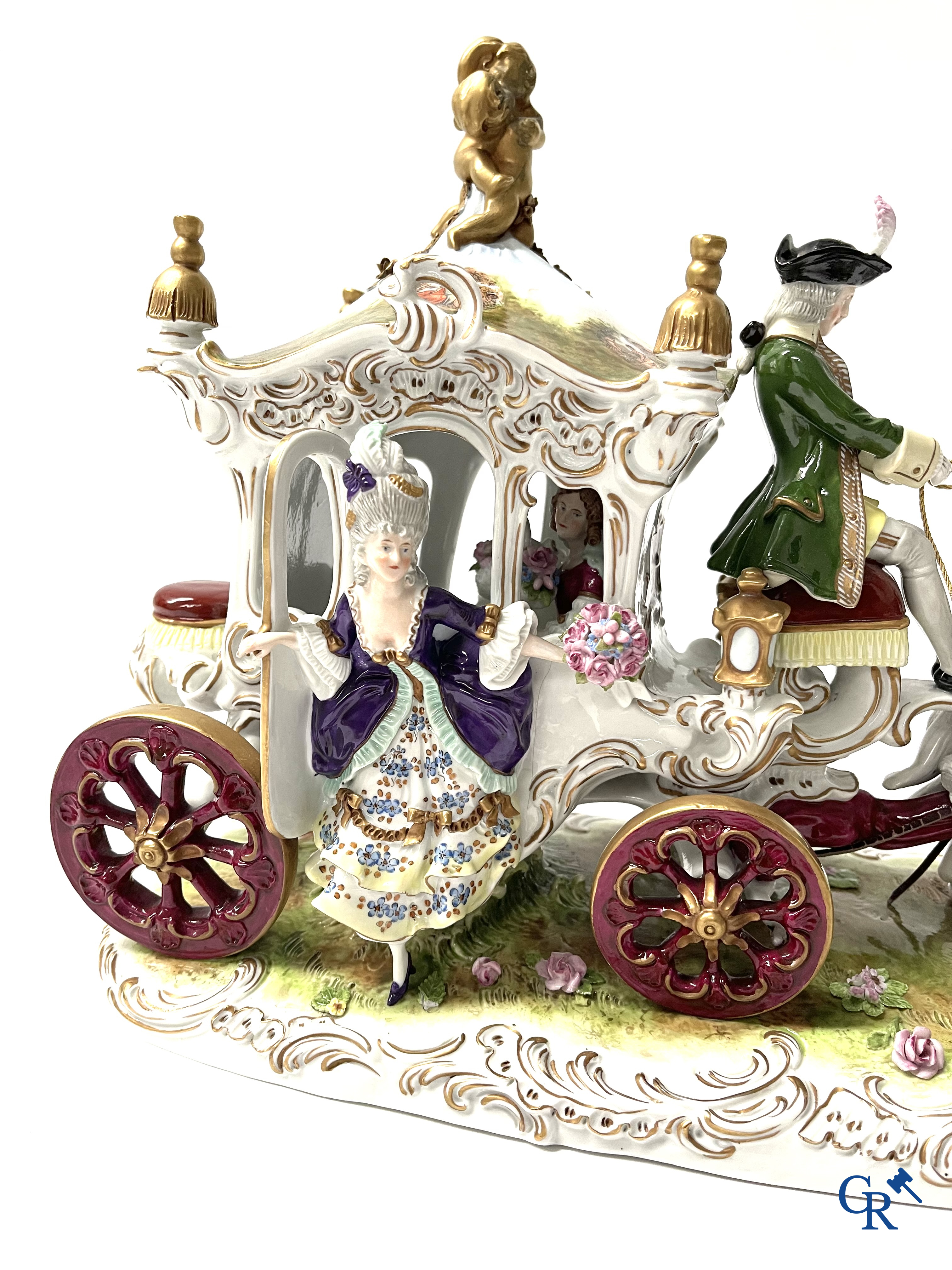 European porcelain. A large horse carriage in Saxon porcelain. Marked.