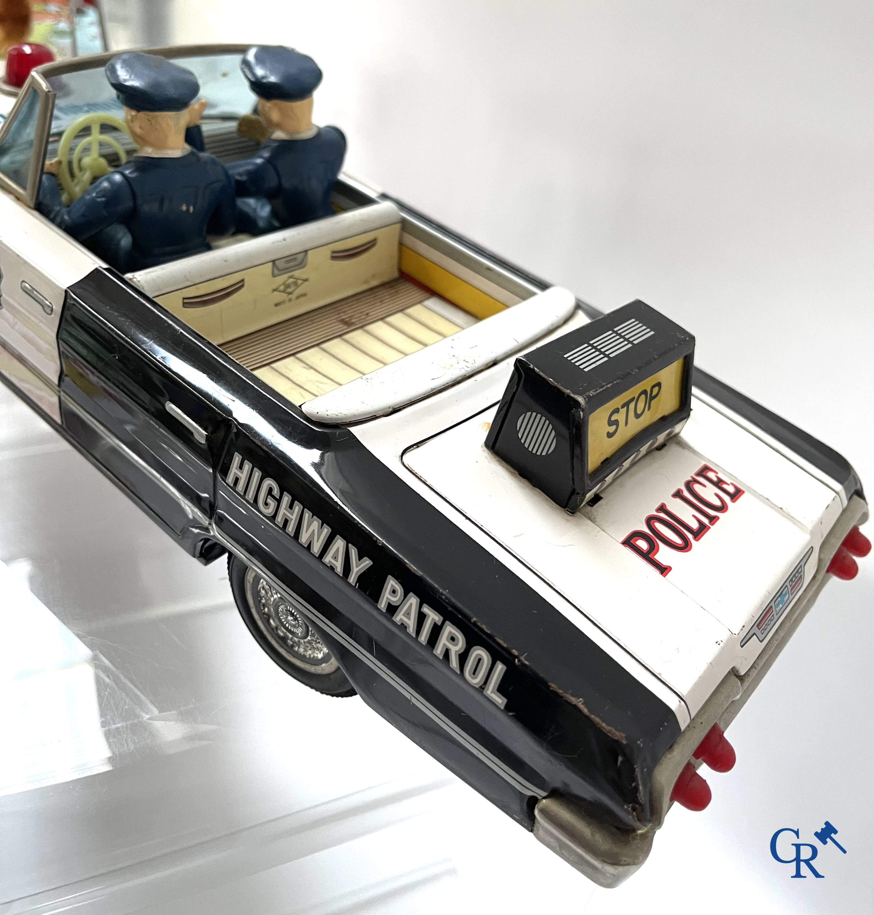 Oud speelgoed, een groot lot mechanisch blikken speelgoed, hoofdzakelijk Western Germany en Japanse makelij.