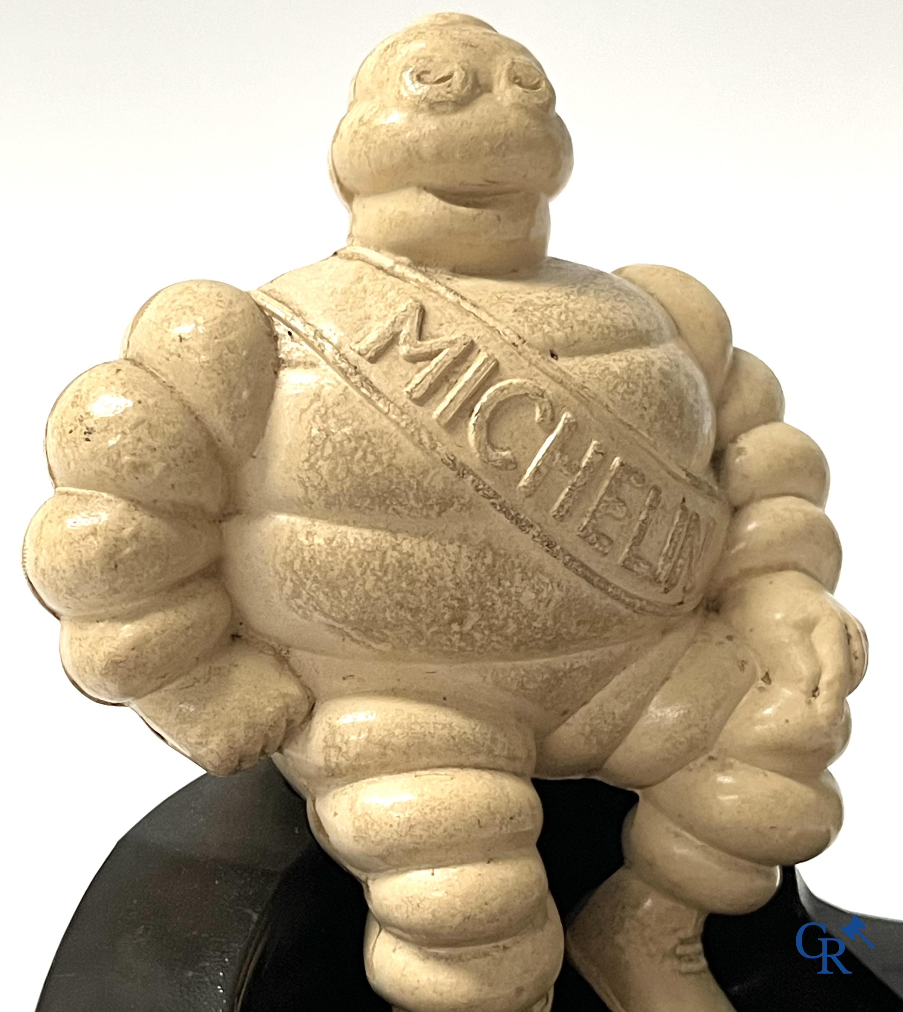 Automobilia, een kavel met diverse verzamelobjecten, Michelin, Castrol, Citroën, Rosengart, BP, enz.