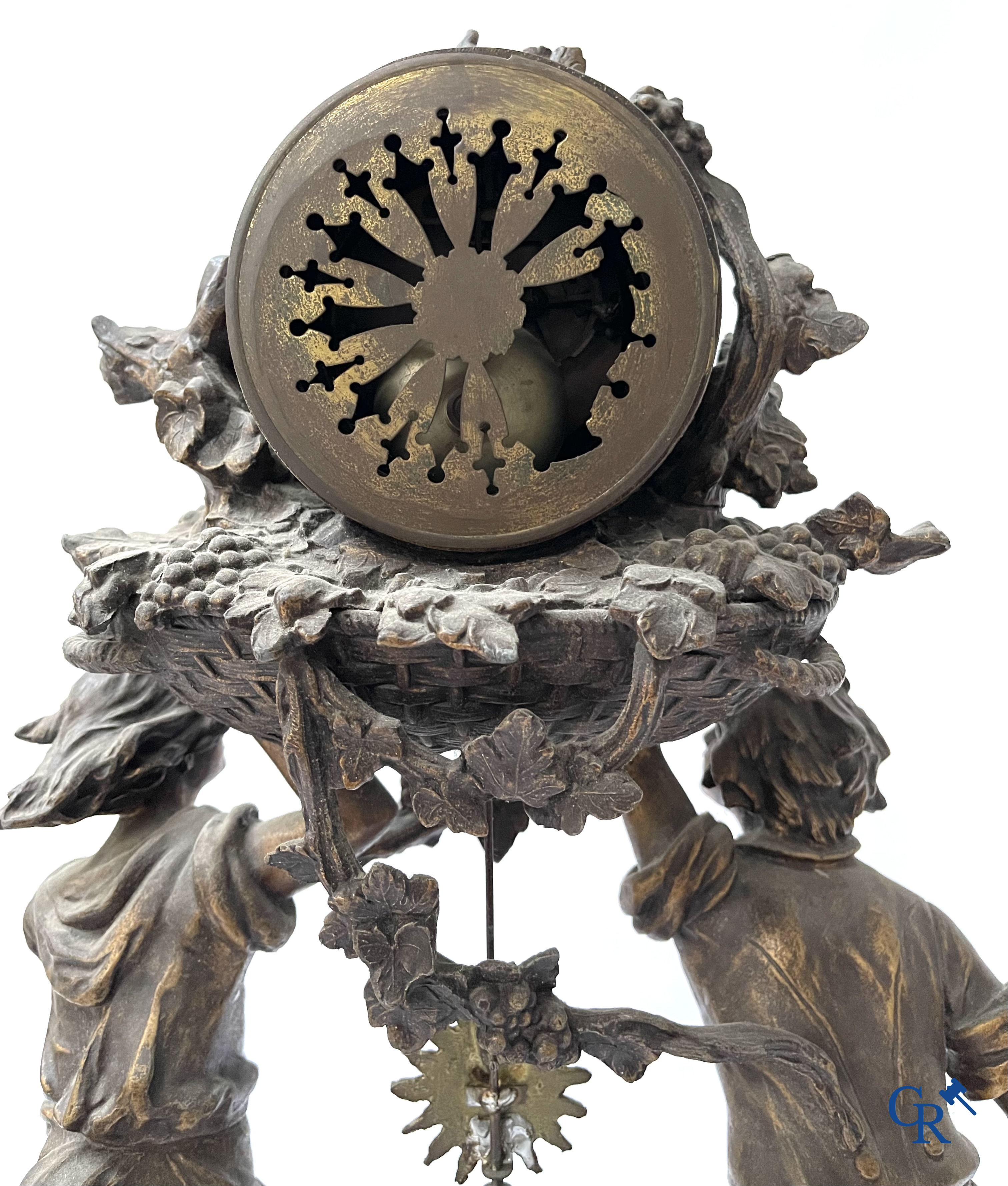 Louis & François Moreau (after). A large 3-piece fireplace set in spelter and marble. Circa 1910.