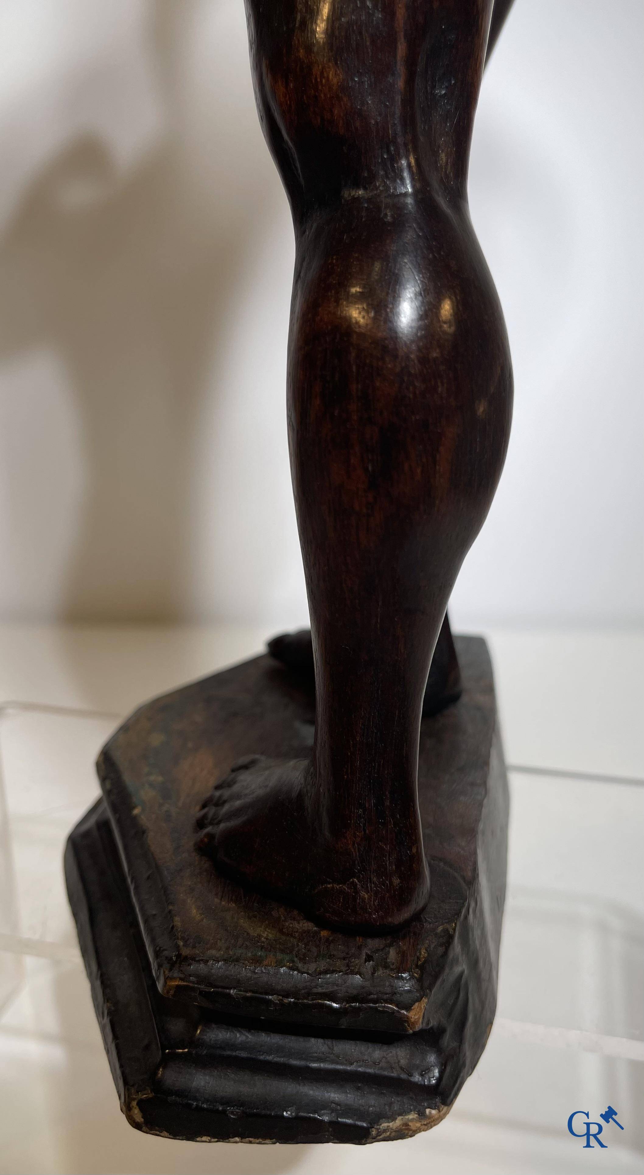 A wooden sculpted model of a standing man. Germany or Italy, 18th-19th century.