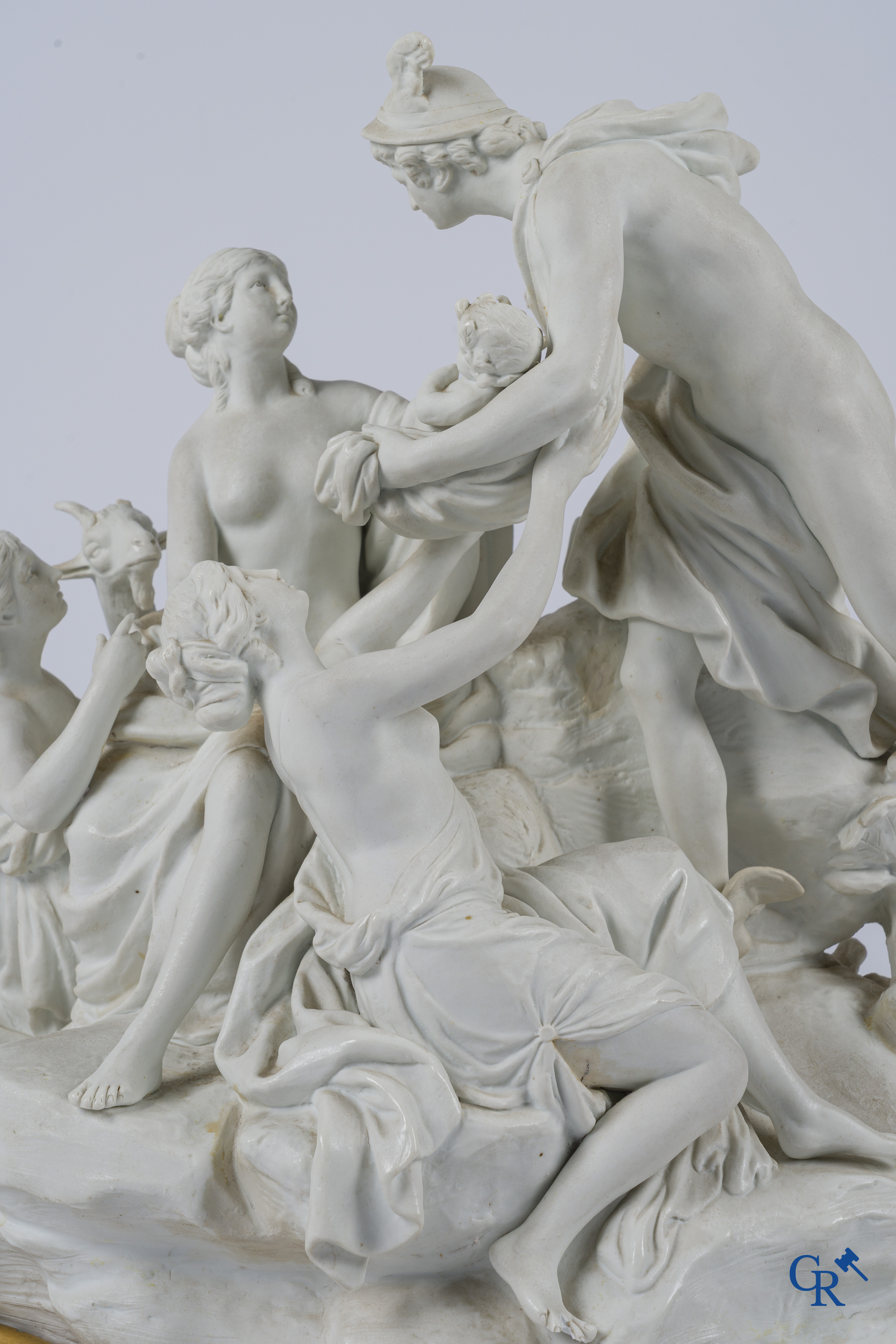 Sèvres, La Naissance de Bacchus. Grand groupe en biscuit blanc sur un socle en bronze. Fin du XVIIIe, début du XIXe siècle.