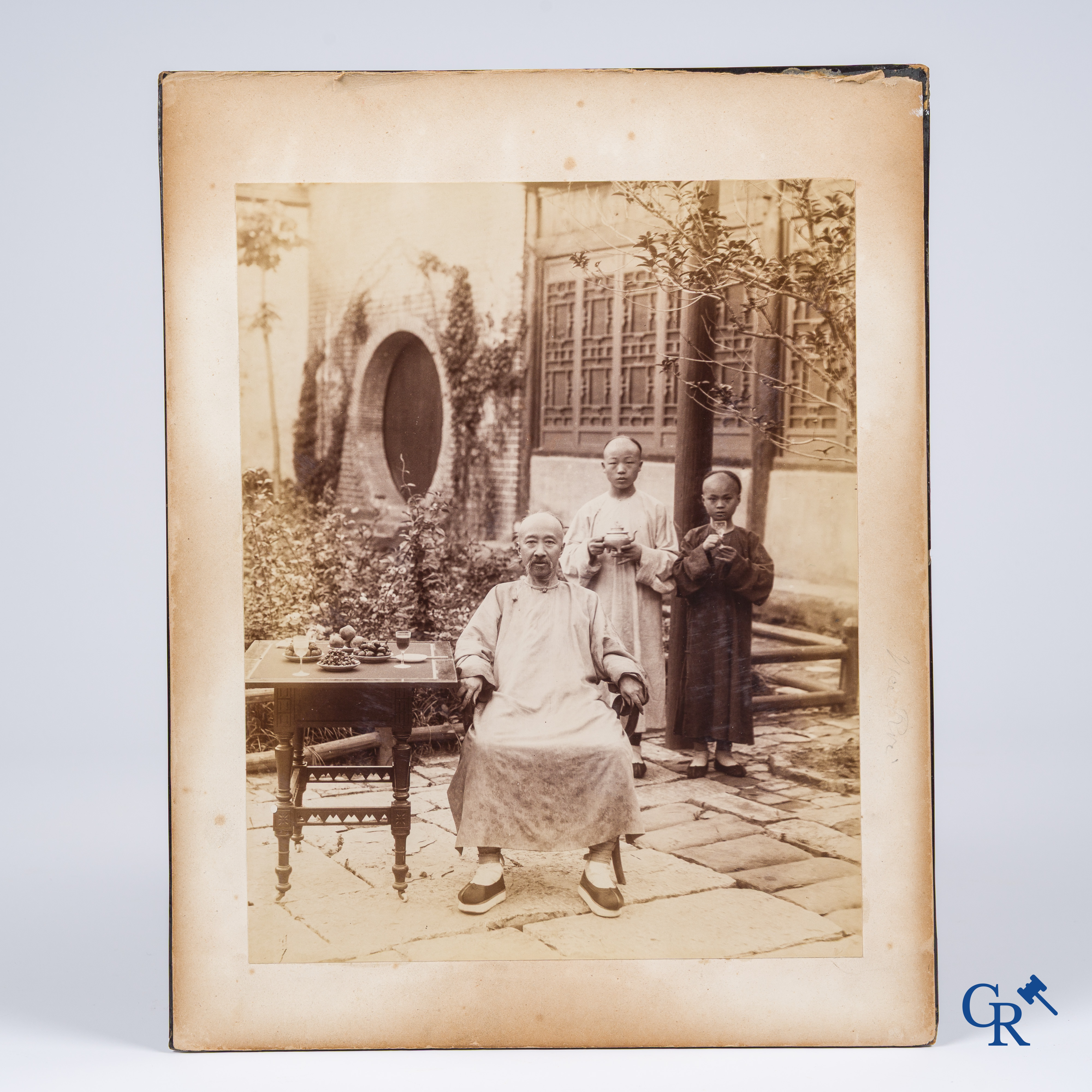 Aziatica, 2 originele grote foto's waaronder Zhang Zhidong (1837-1909), Chinees ambtenaar. Qing-dynastie.