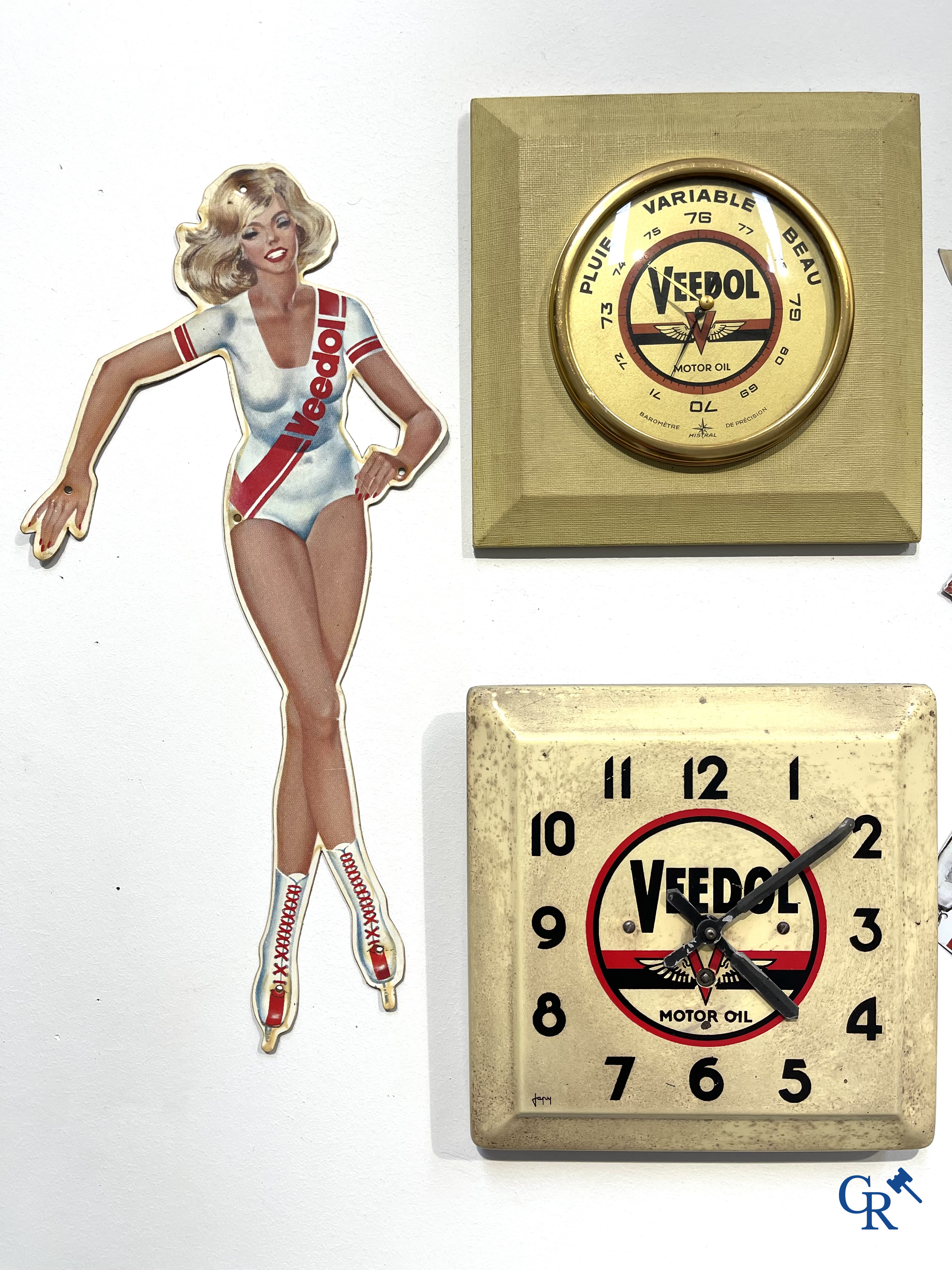 Veedol, een kavel met verschillende reclame objecten voor Veedol motor olie. 50'er-60'er jaren.