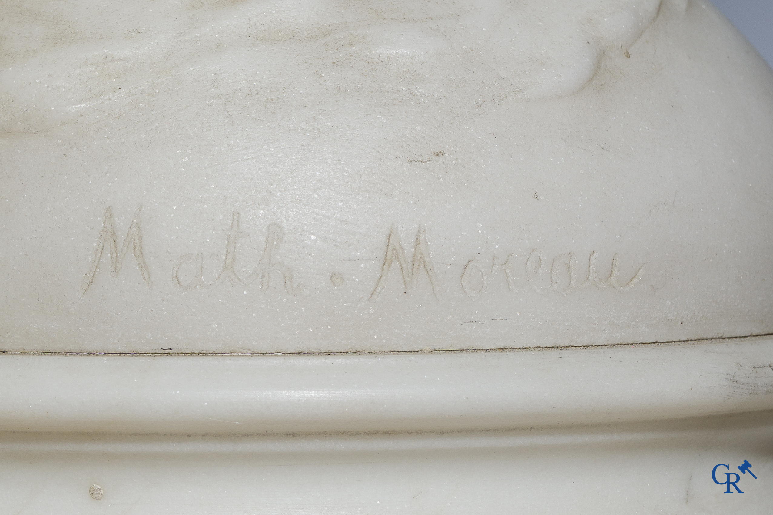 Mathurin Moreau (1822-1912) "Gevleugelde godin" Carrara marmer. Circa 1900.