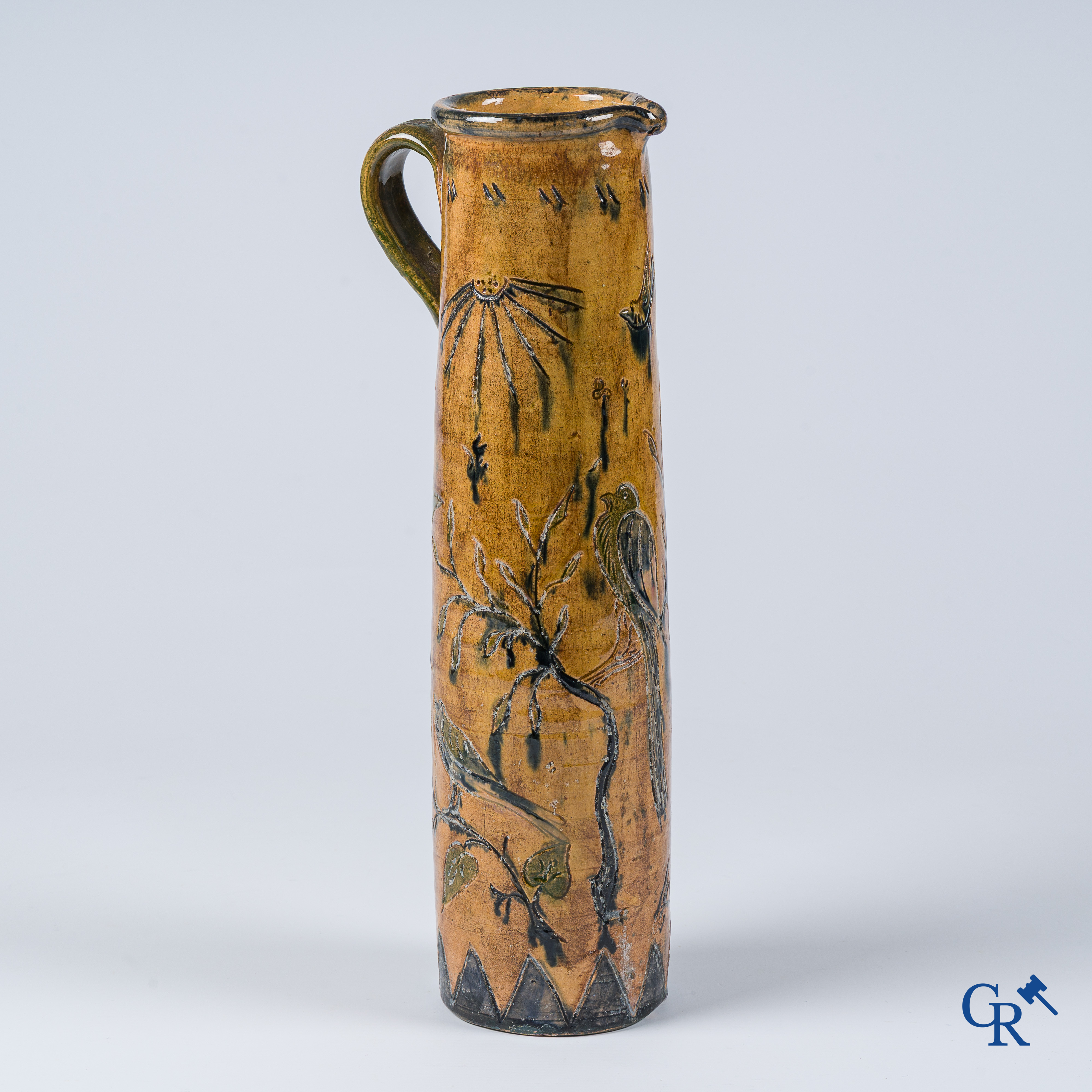 Poterie flamande. Ateliers Bourgoignie à Bredene. Vase Art Nouveau dit "Lange Nelle". Vers 1900.