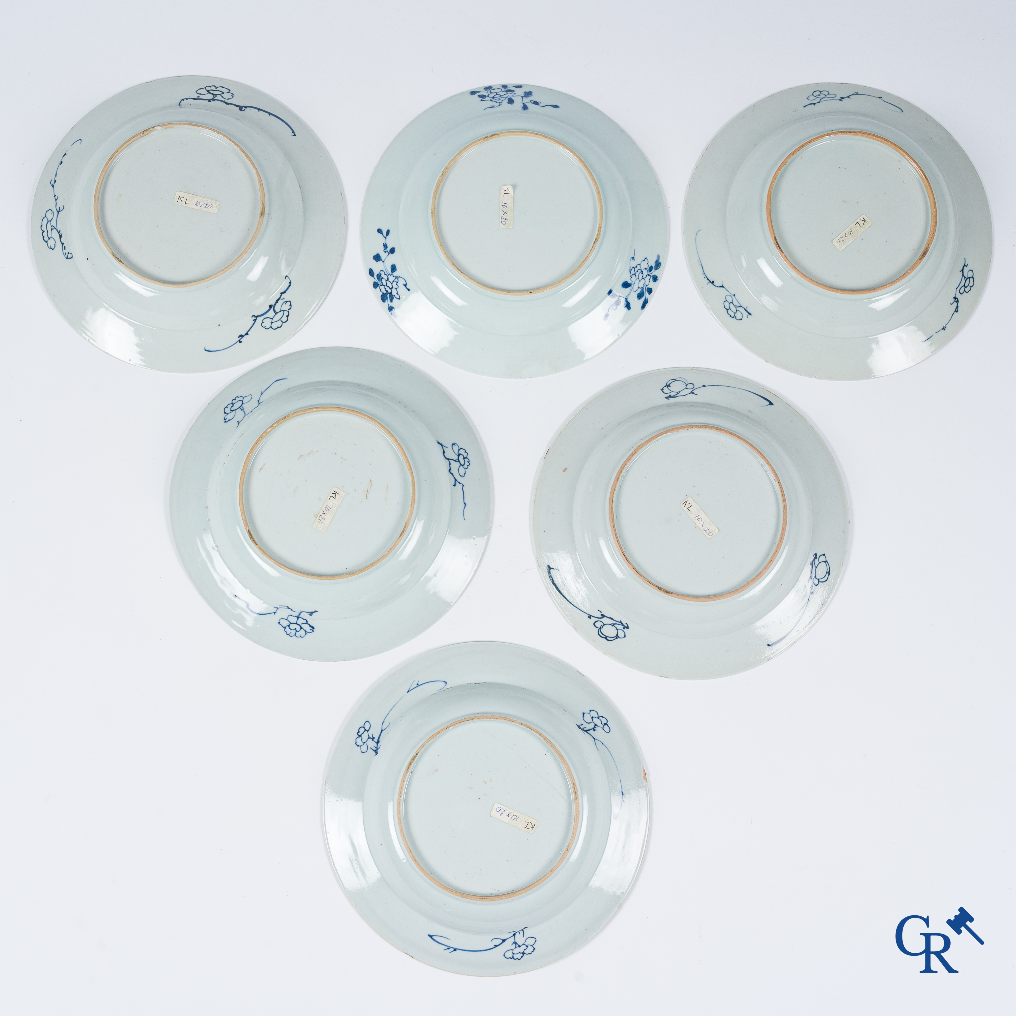 Art Asiatique. Porcelaine chinoise. Lot de 6 assiettes bleu blanc. Période Qianlong.