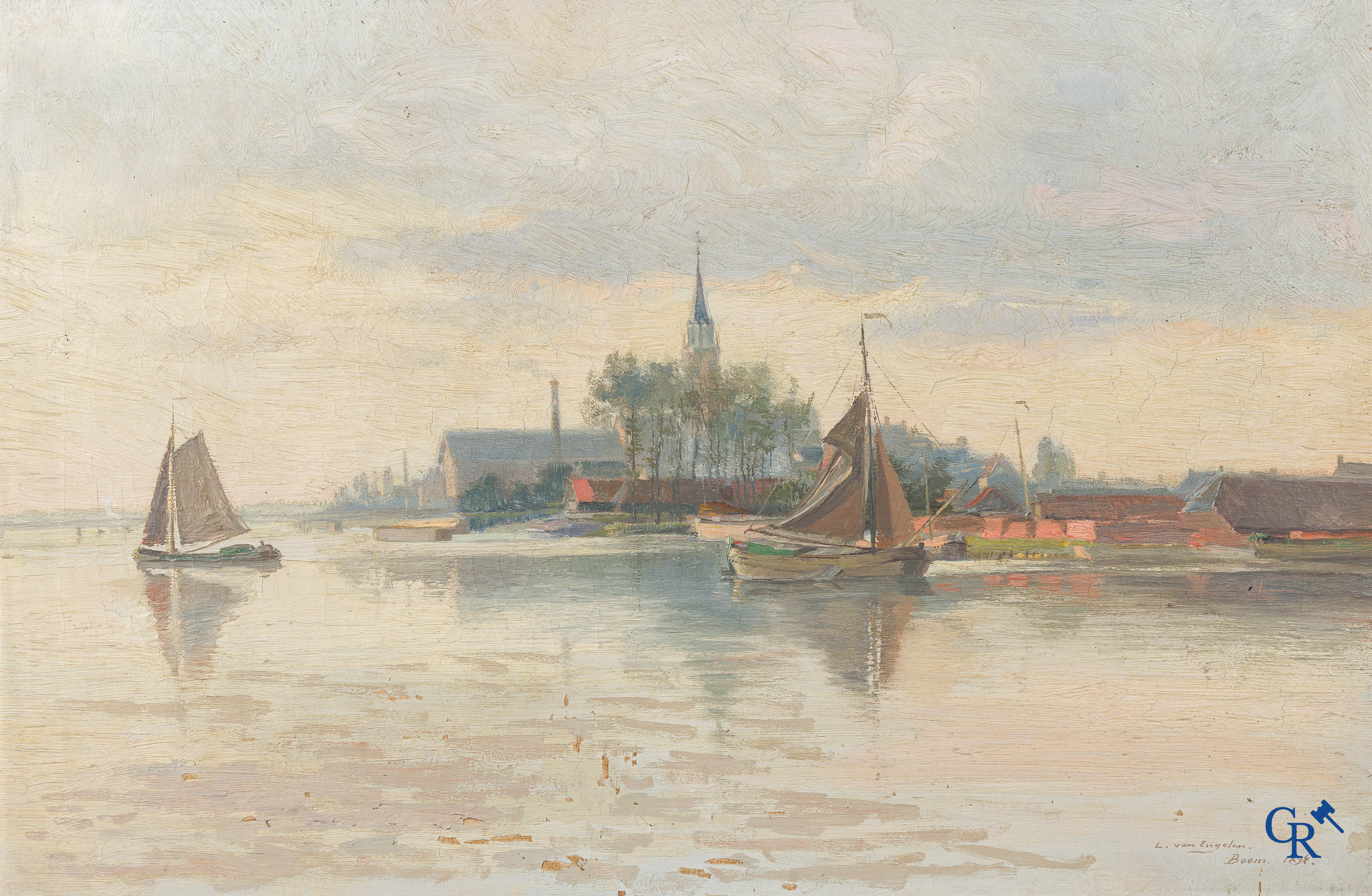 Louis Van Engelen (1856-1940) Vue d'un village avec bateaux sur un lac. Huile sur toile. Signée et datée Boom 1894.