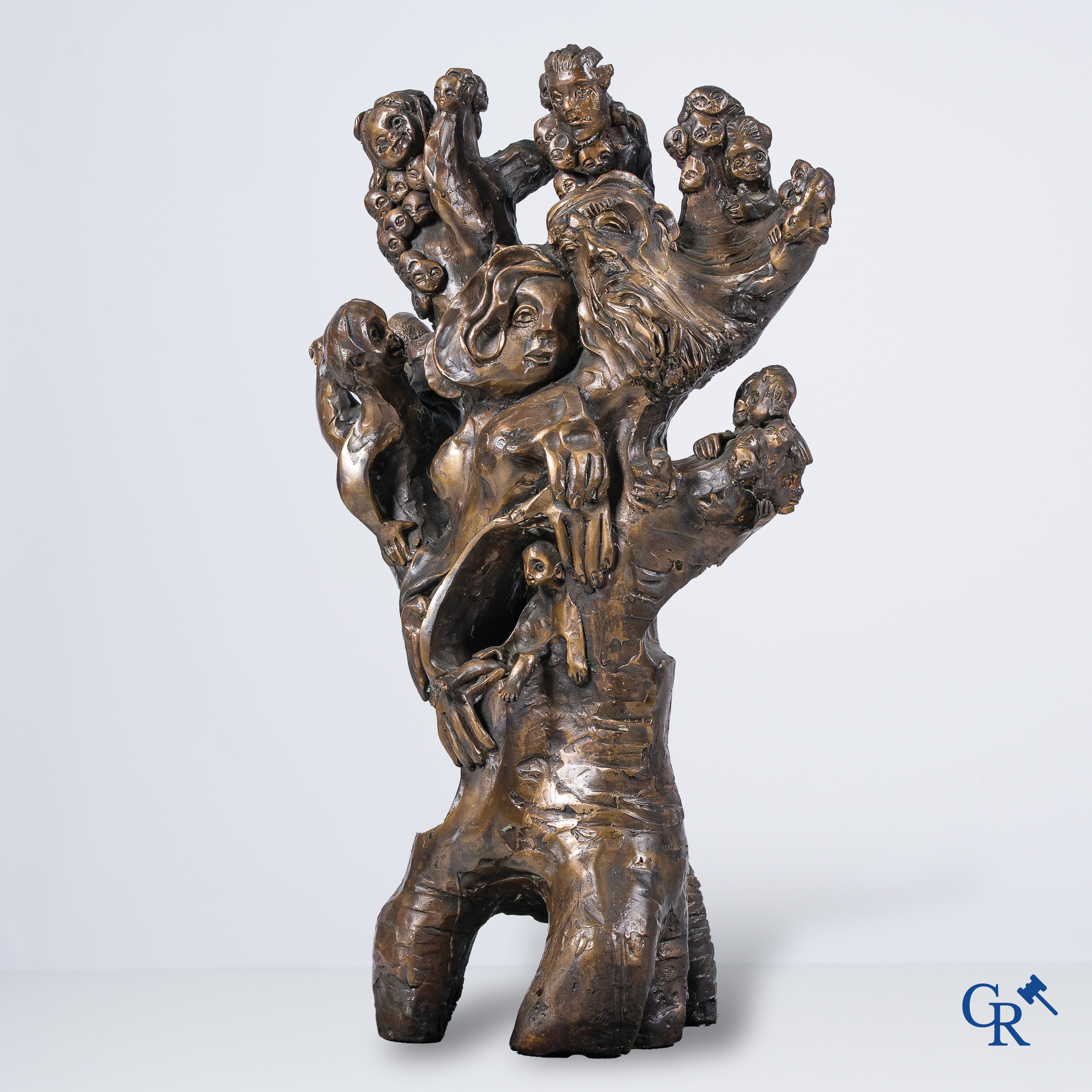 May Claerhout (1939-2016)(*) "L'arbre généalogique" Importante sculpture en bronze. Signée.