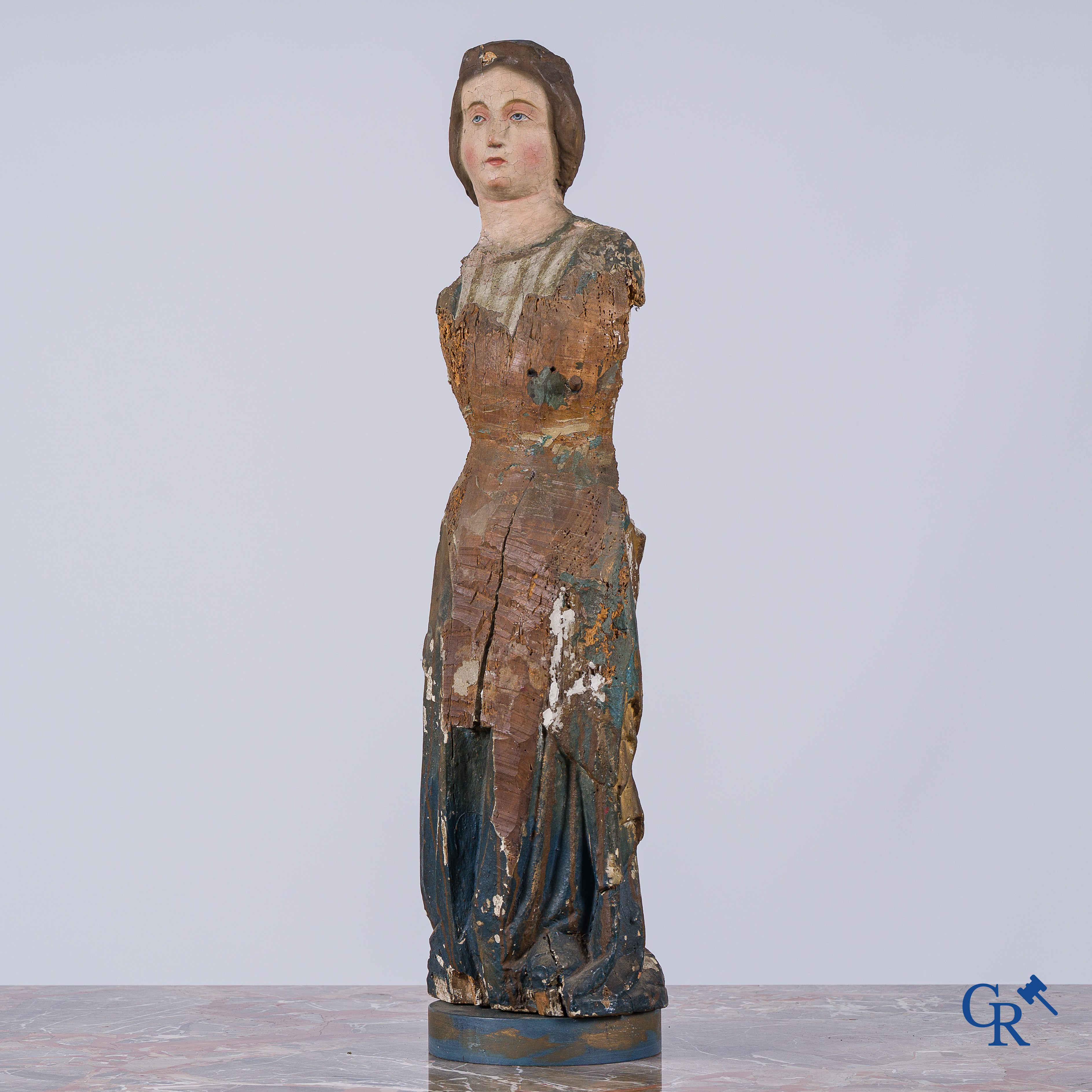 Religieuze objecten. Houtgesculpteerd en gepolychromeerd processiebeeld. 18e eeuw.