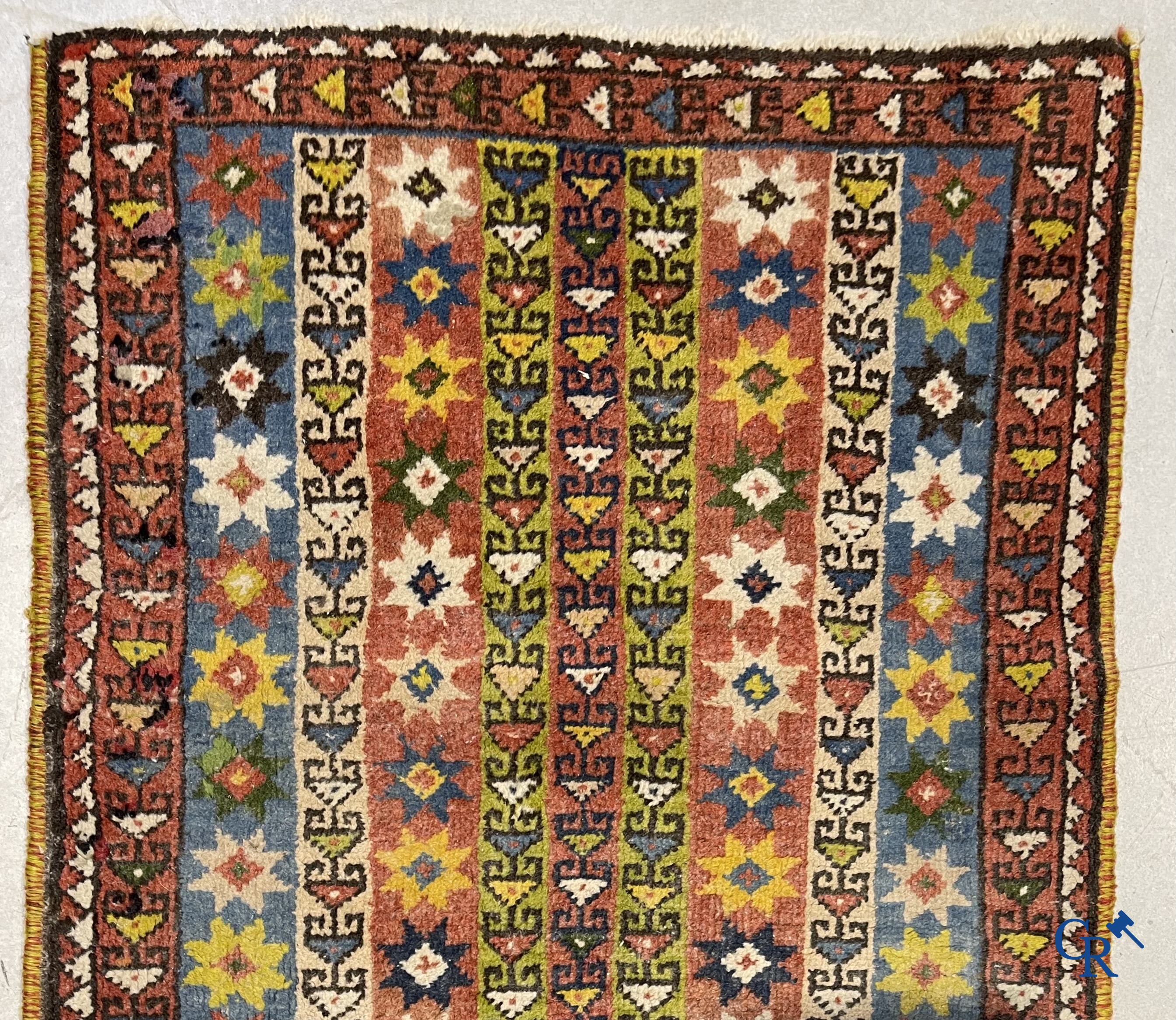 Tapis d'orient. 2 tapis noués à la main.
