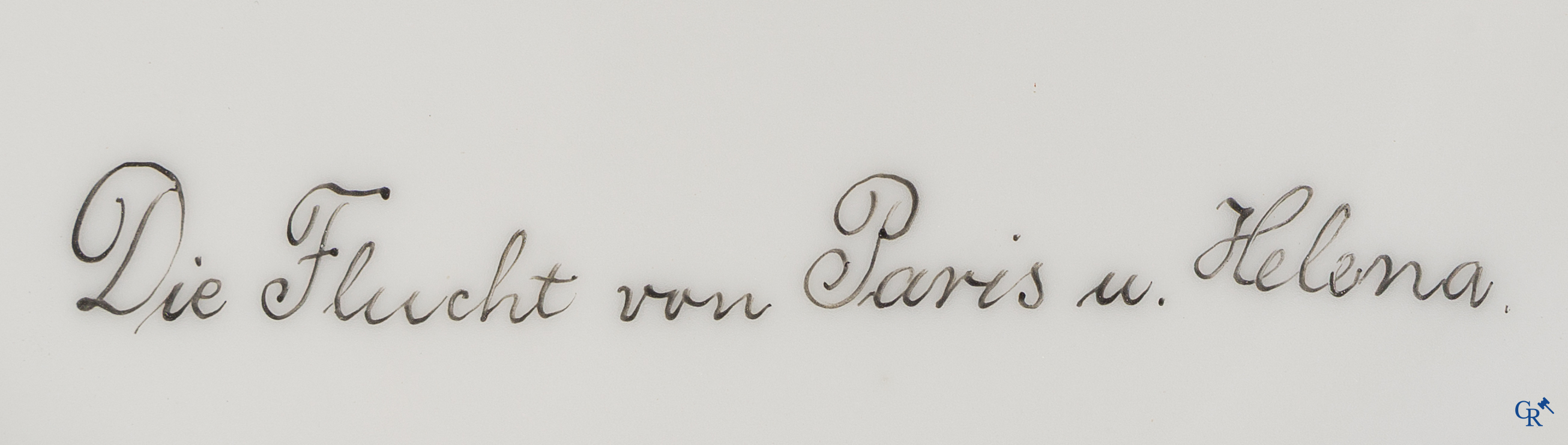 Porcelaine de Vienne. Grande boîte à couvercle rond en porcelaine de Vienne. "L'évasion de Paris et d'Hélène" Signé Wagner.