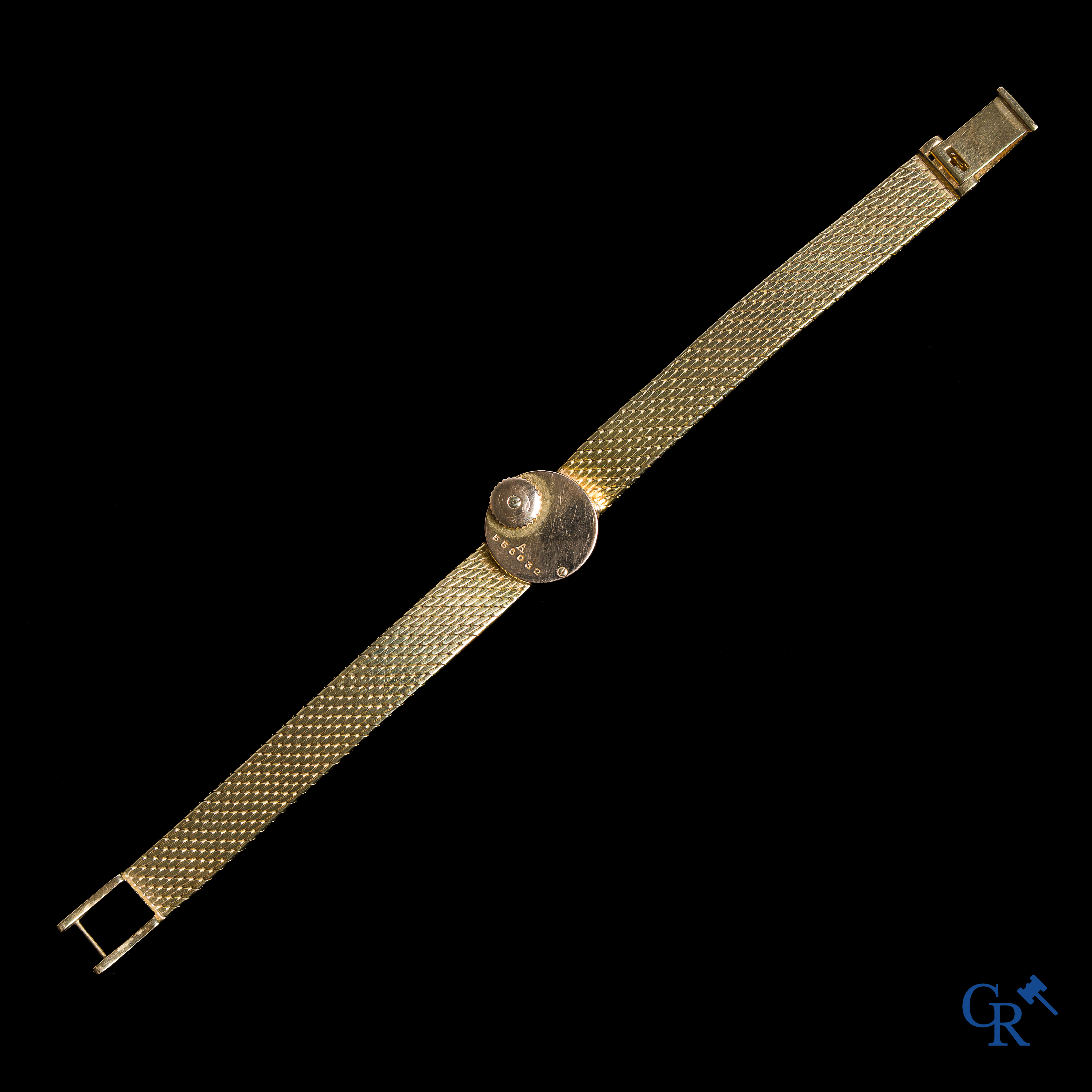 Montres. Jaeger-Le Coultre. Montre-bracelet pour dames en or 750°/00. Numérotée A558032.