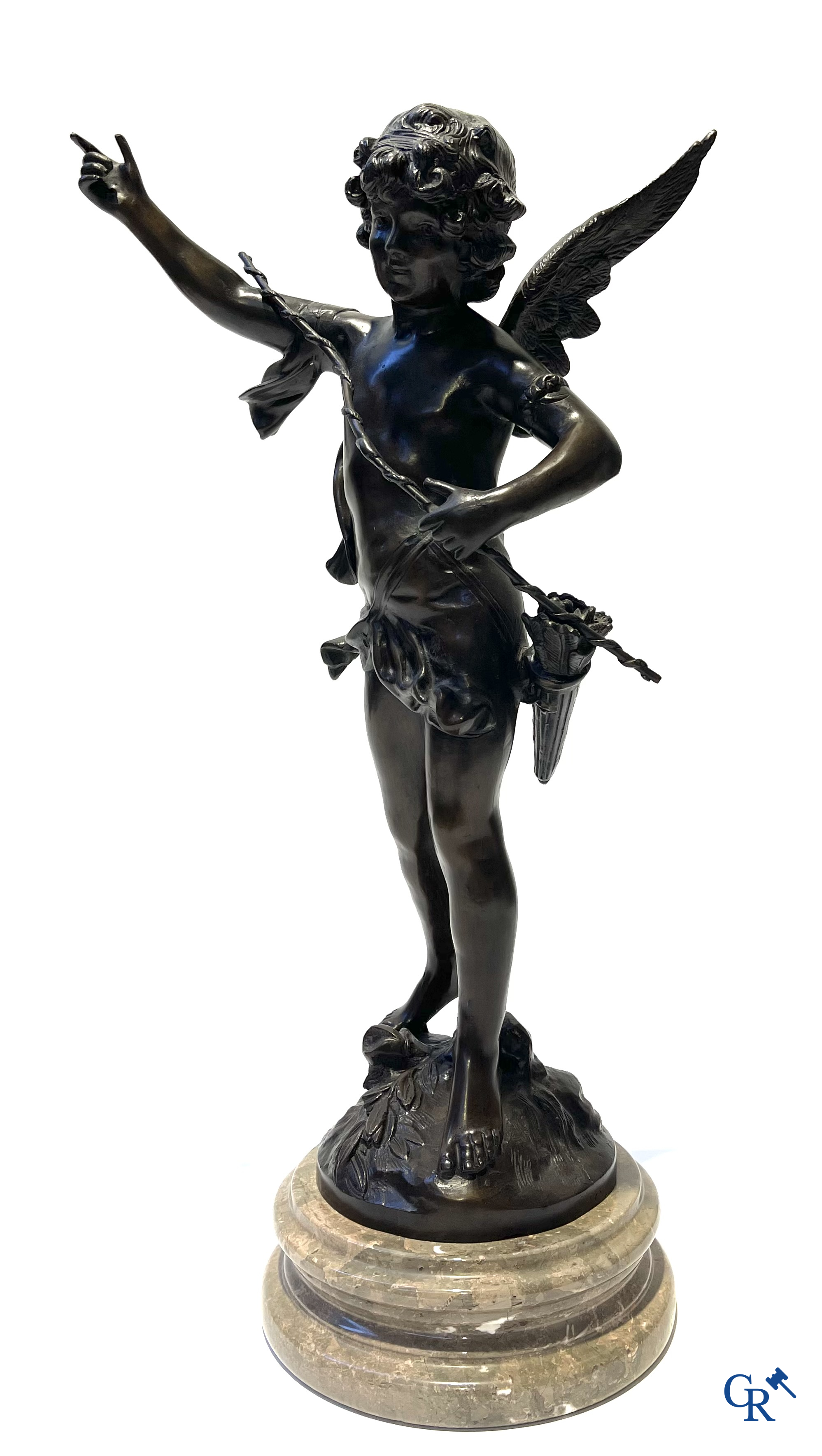 Lot de 3 statues en bronze (posthume) Fille aux fleurs, cupidon d'après Auguste Moreau et femme de style Art Déco.