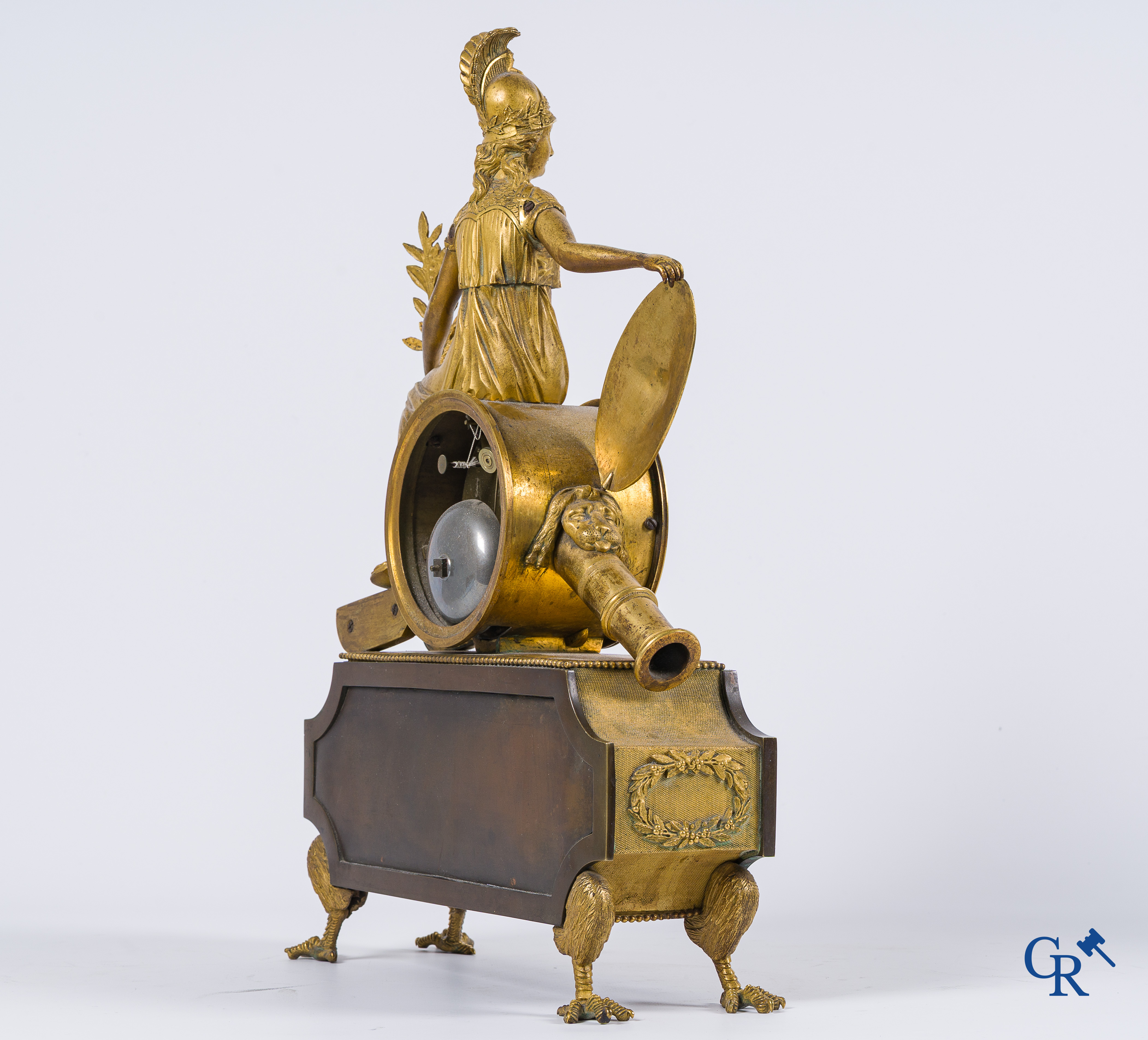 Deverberie & Sigisbert-François Michel. Pendule et paire d'aiguières en bronze finement ciselé et doré. Fin du XVIIIème siècle.