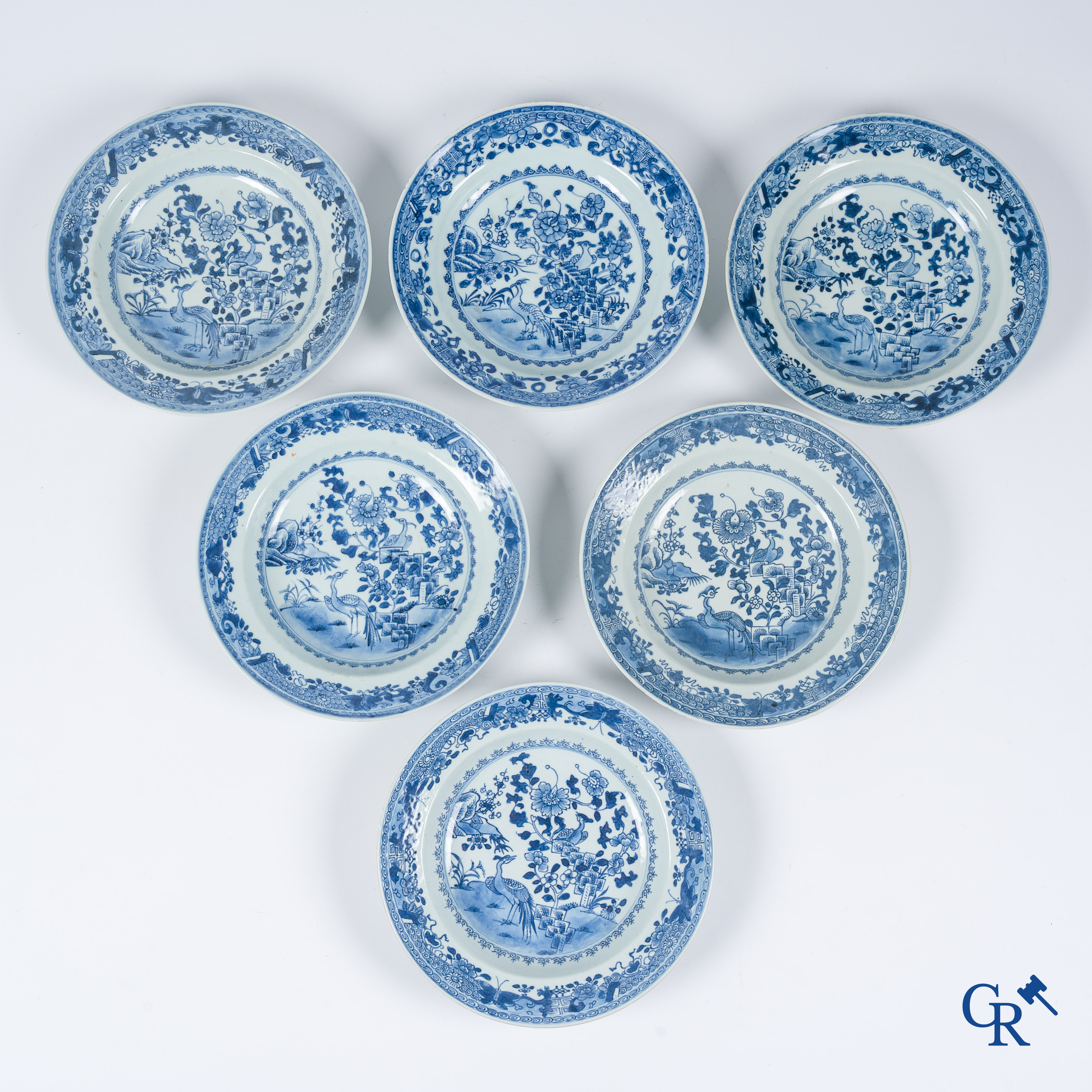 Art Asiatique. Porcelaine chinoise. Lot de 6 assiettes bleu blanc. Période Qianlong.