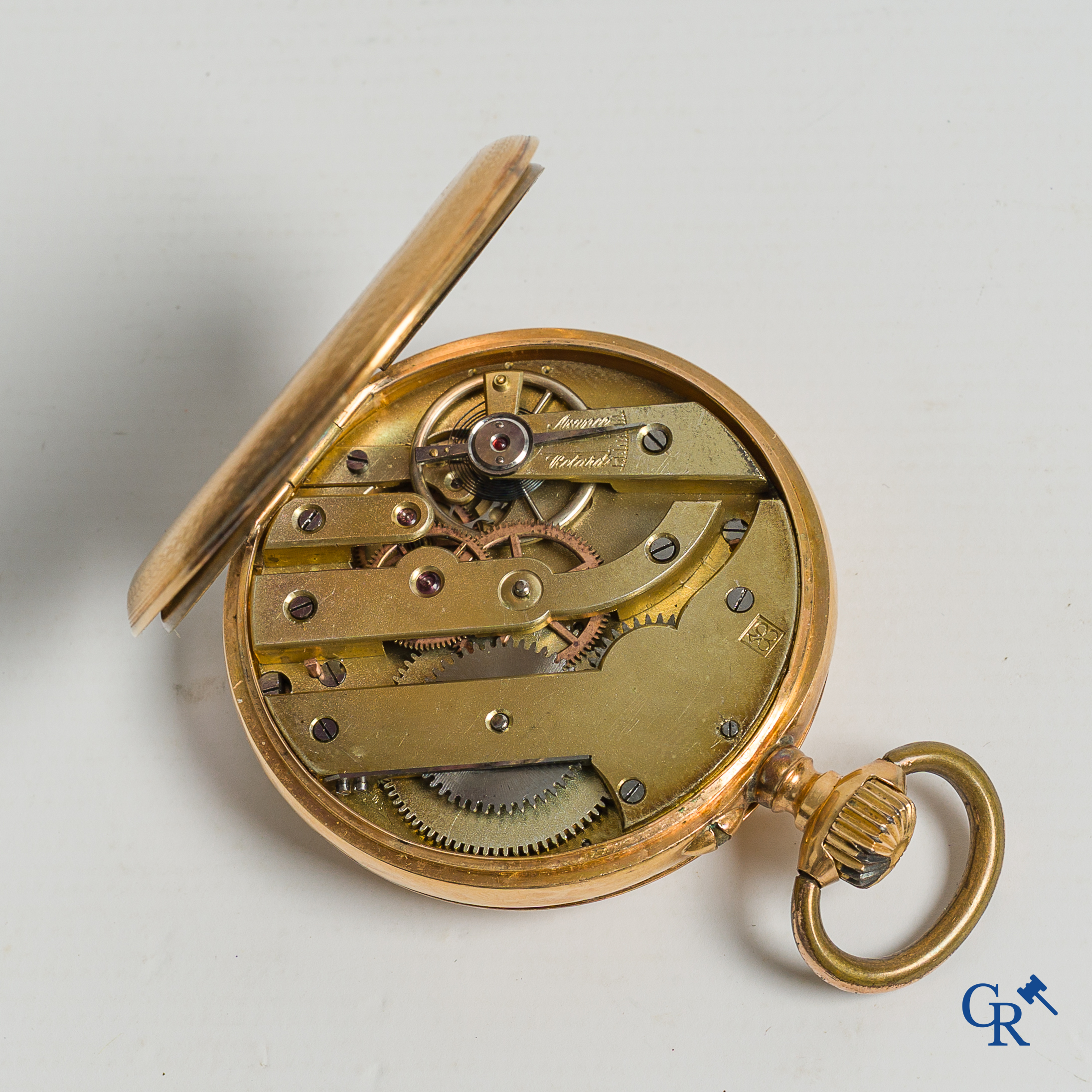 Montres. Ancien montre de poche avec boîtier en or 18 carats 750°/00.
