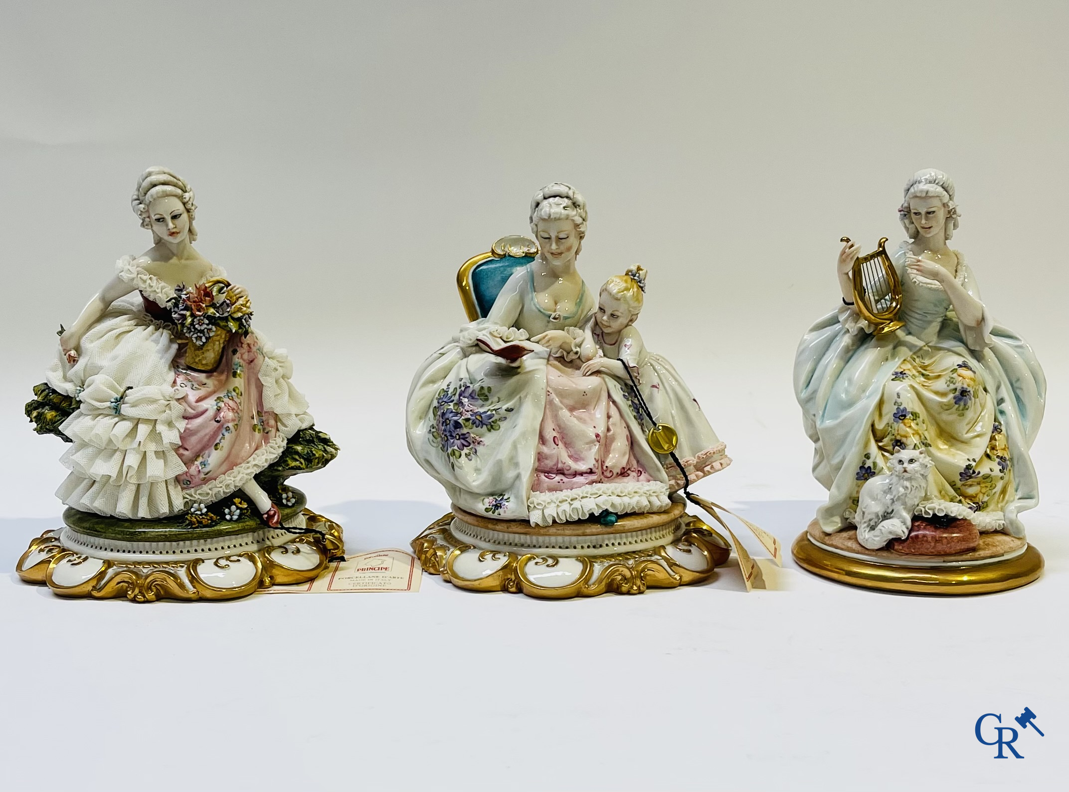 Porcelain: Capodimonte: 3 groups in Italian porcelain with lace.