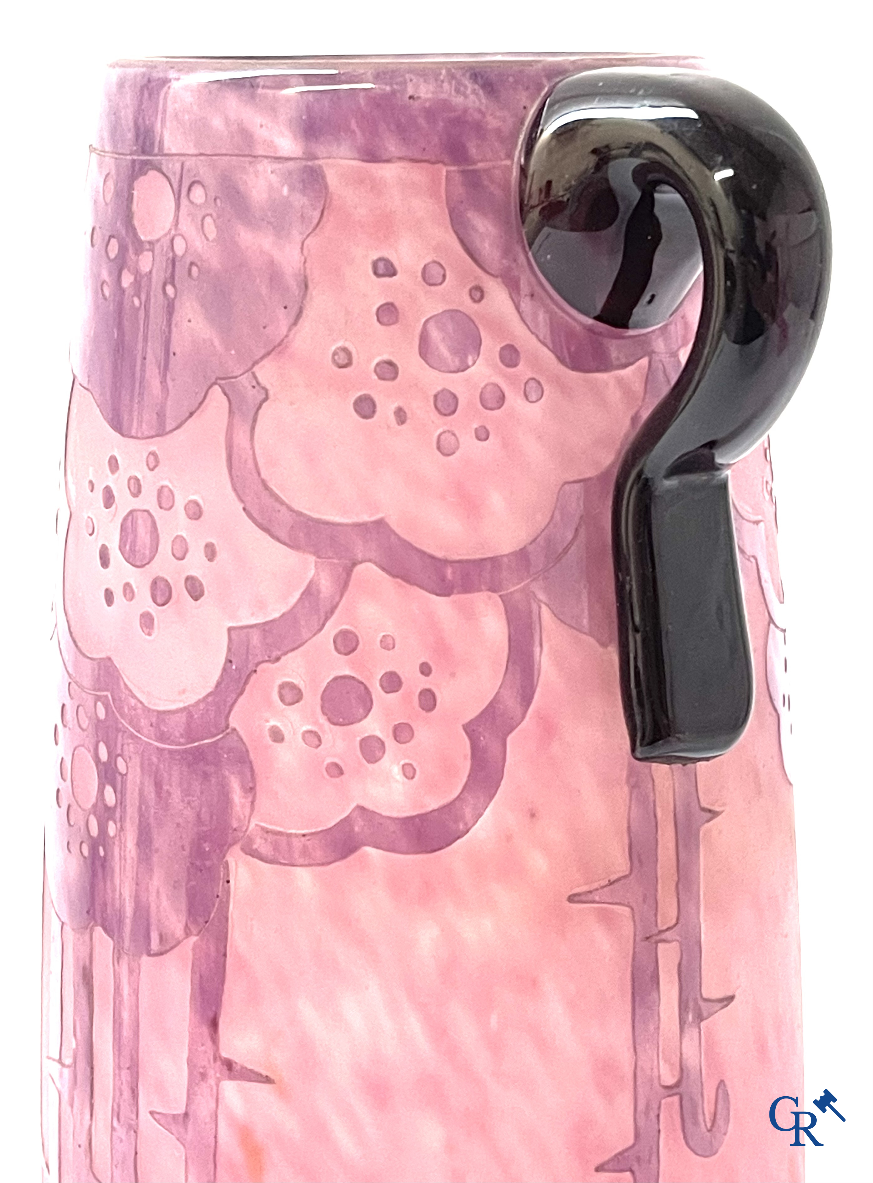 Art Deco, Charles Schneider. Grote art deco vaas in glaspasta, Circa 1930. Gesigneerd Charder en Le Verre Français.