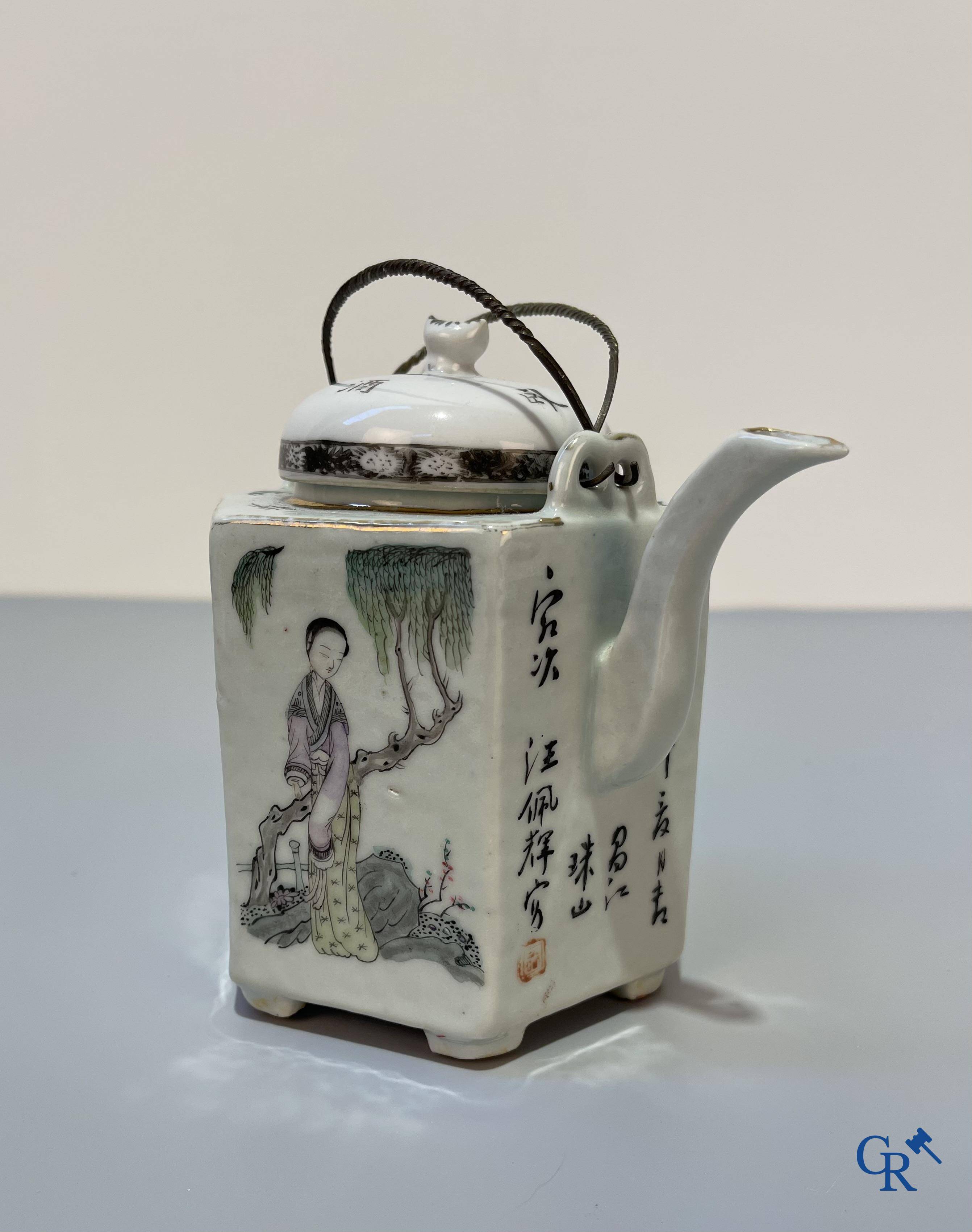 Asian Art, Chinese porcelain, a hexagonal Chinese teapot. Marked.
