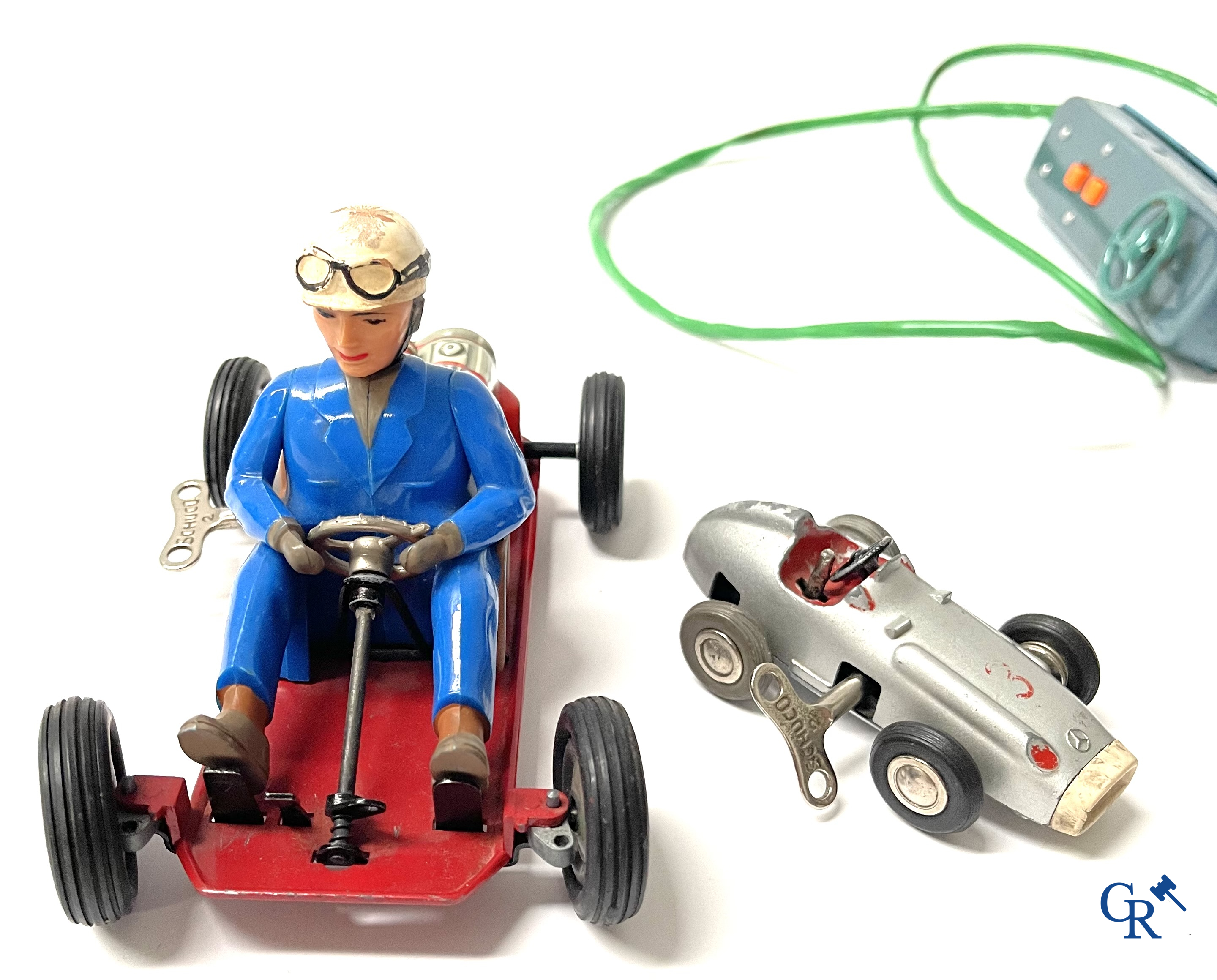 Old toys. A lot of mechanical tin toys. Gama, Schuco, Japanese battery toy, etc.