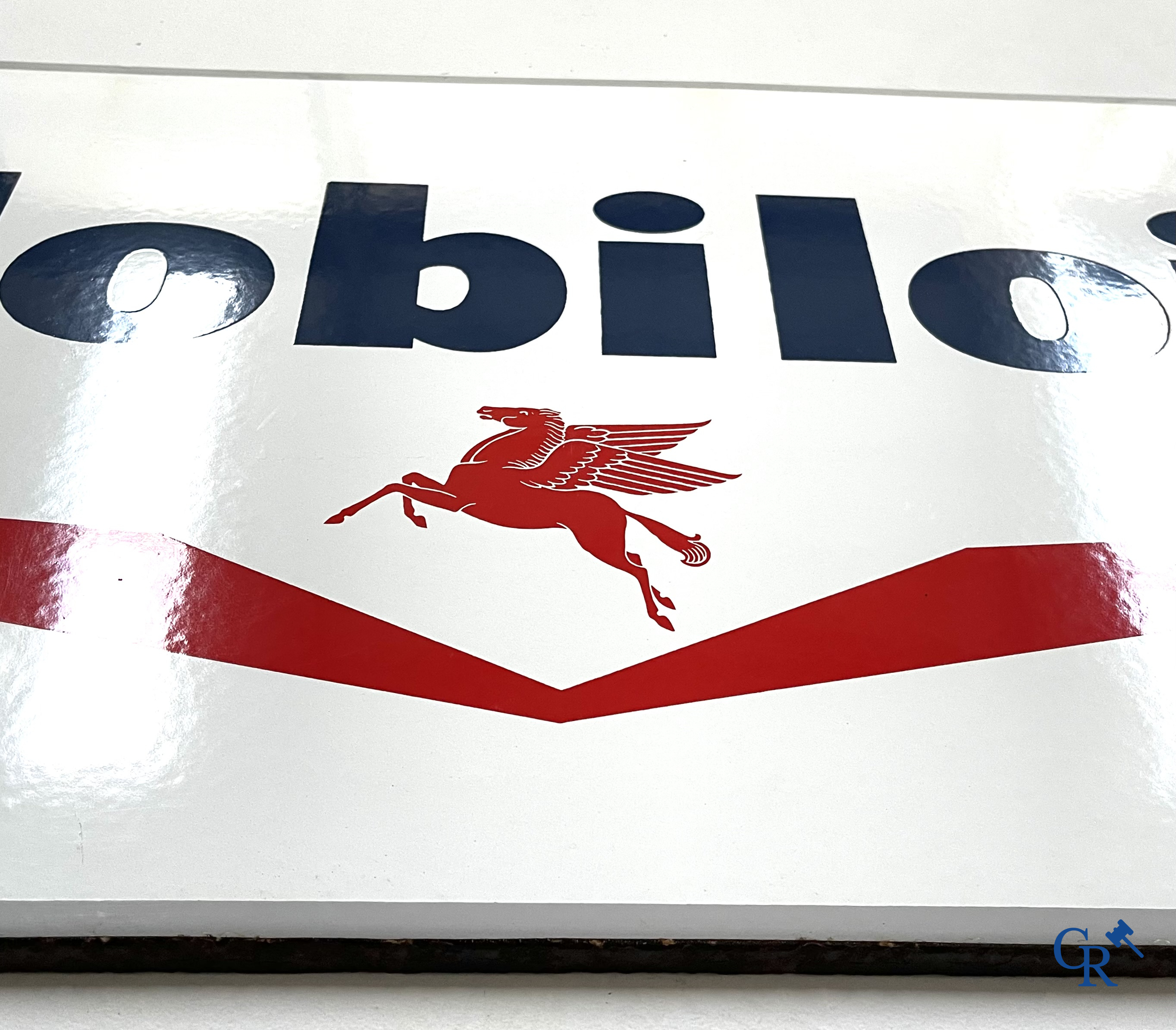 Mobiloil, Enamel advertising sign with grey border and the Mobiloil Pegasus. Emaillerie Belge, T.P. Bruxelles 1953.