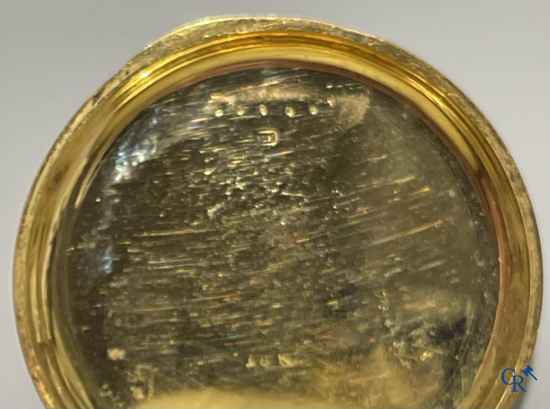 Watches, 2 gold pocket watches.