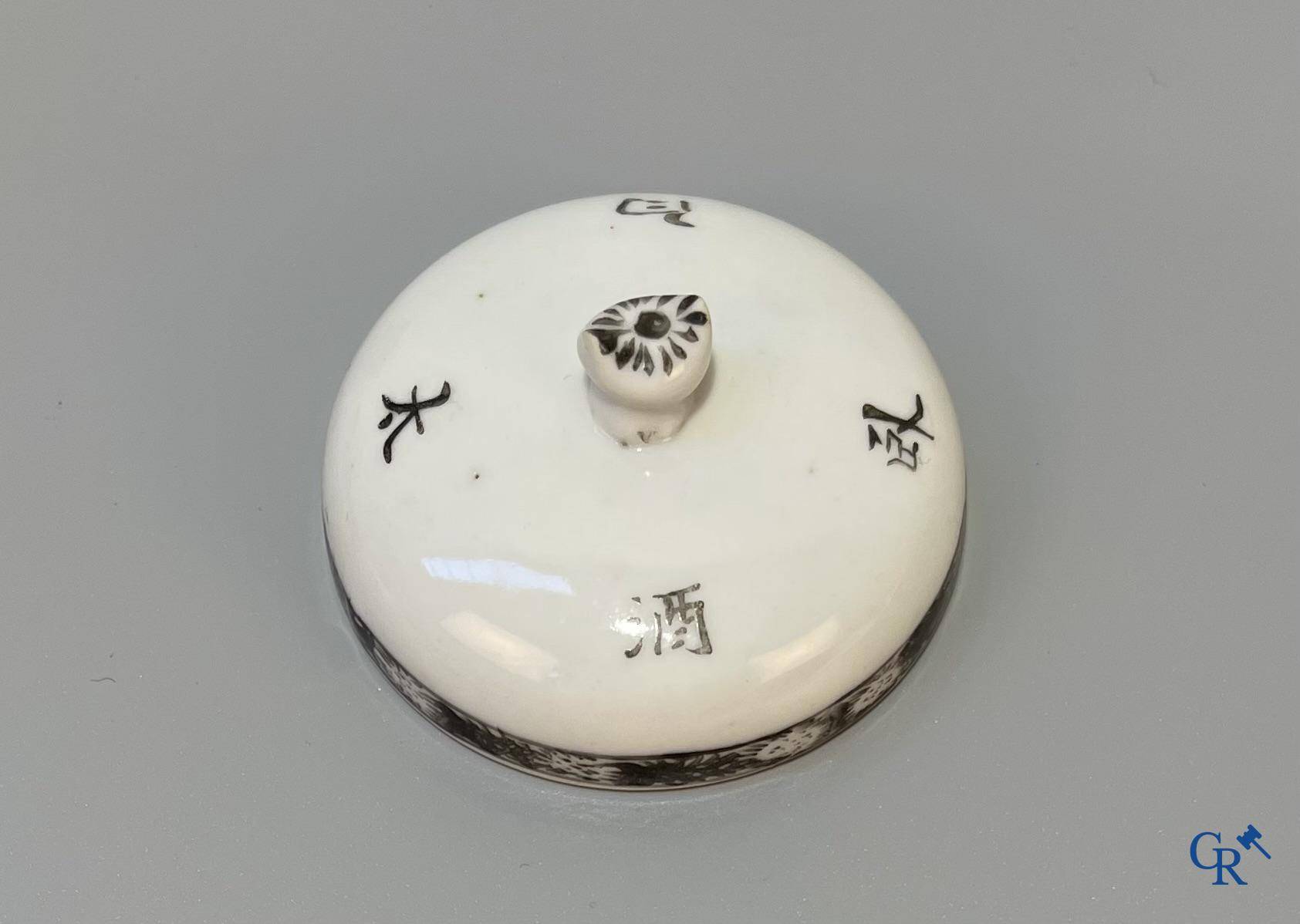 Asian Art, Chinese porcelain, a hexagonal Chinese teapot. Marked.