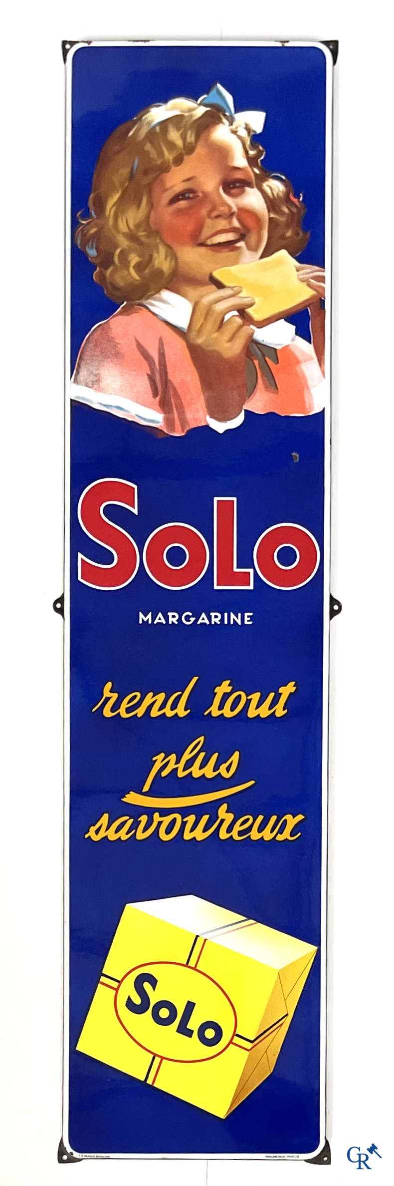 Solo, rend tout plus savoureux. Nice enamel advertising sign for Solo Margarine. Emaillerie Belge 1952.