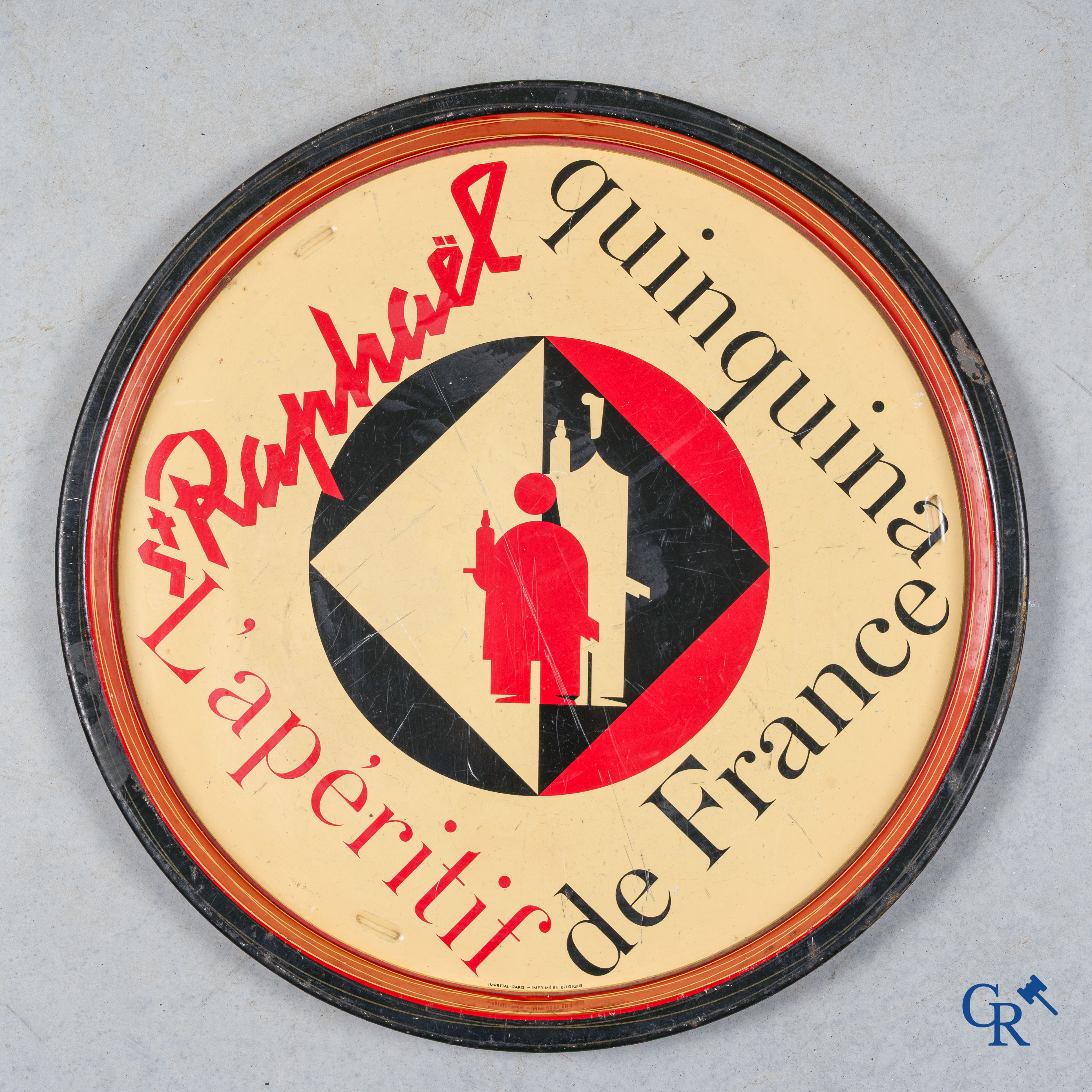 Charles Loupot (1892-1962) St. Raphaël Quinquina, L'apéritif de France. Une paire de plateaus en tôle peinte.