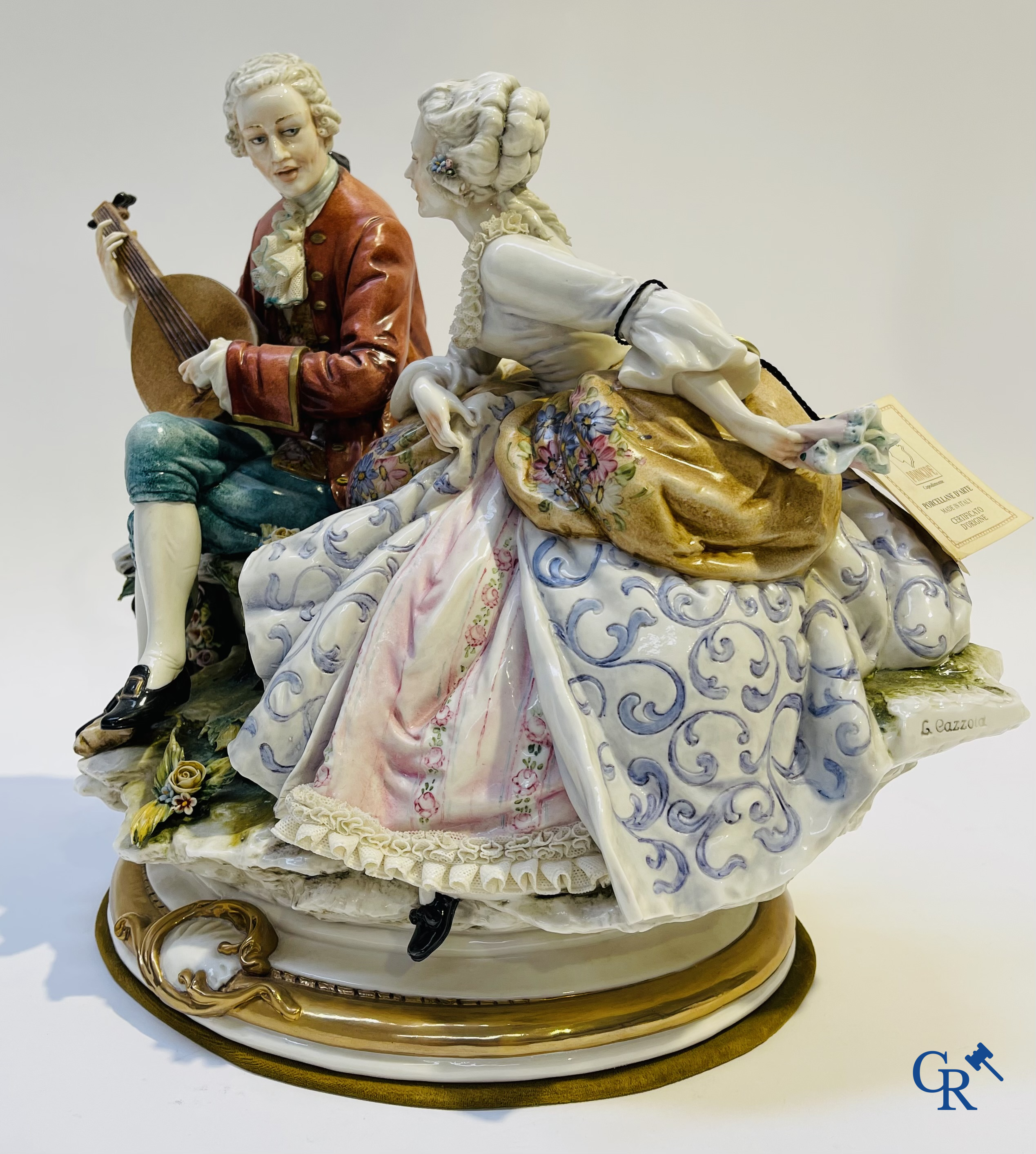 Porselein: Capodimonte: Uitzonderlijke groep in Italiaans porselein met kant.