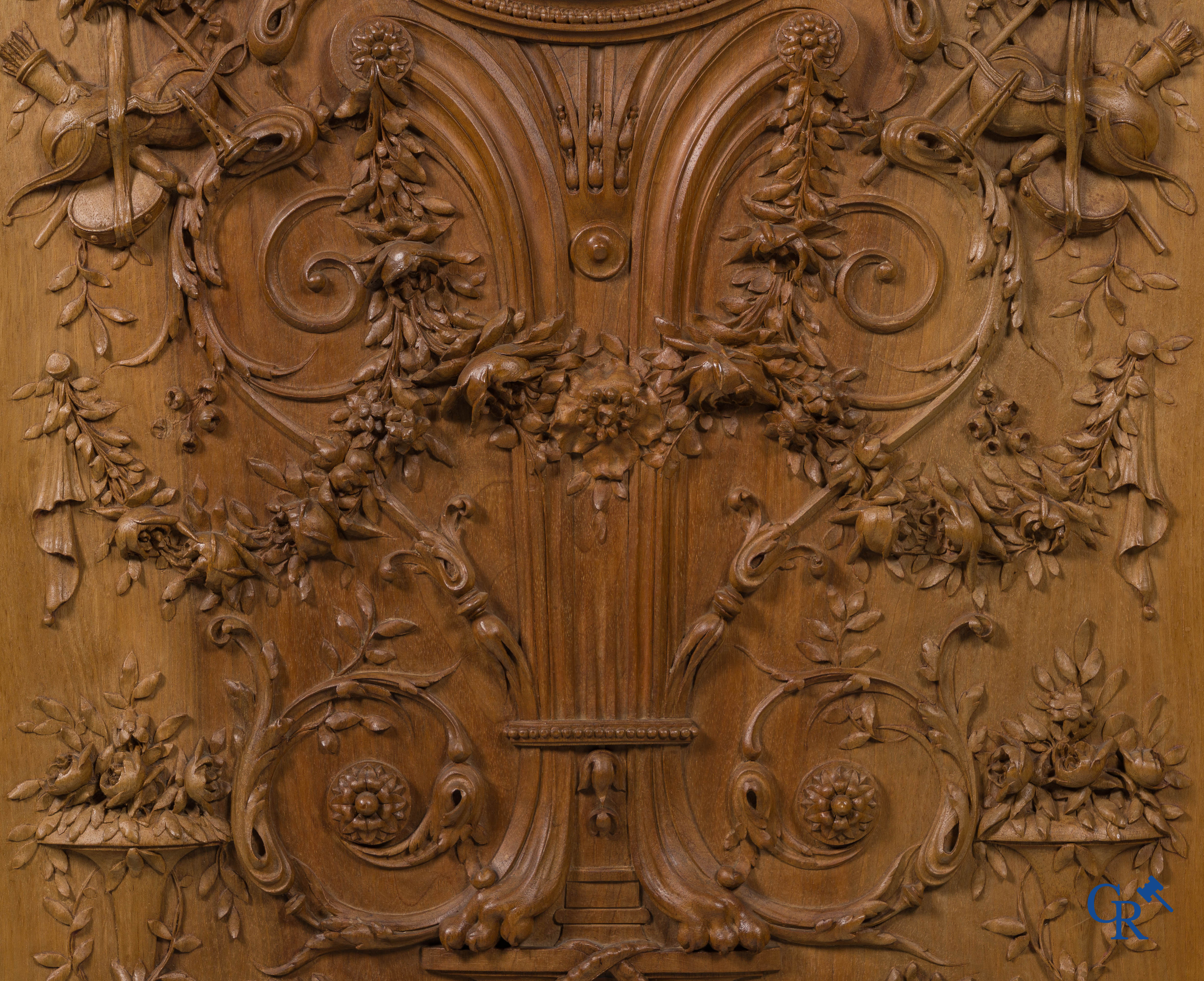 Cazanave Frères à Carcassonne. A rich and finely carved piece of furniture in LXVI style.