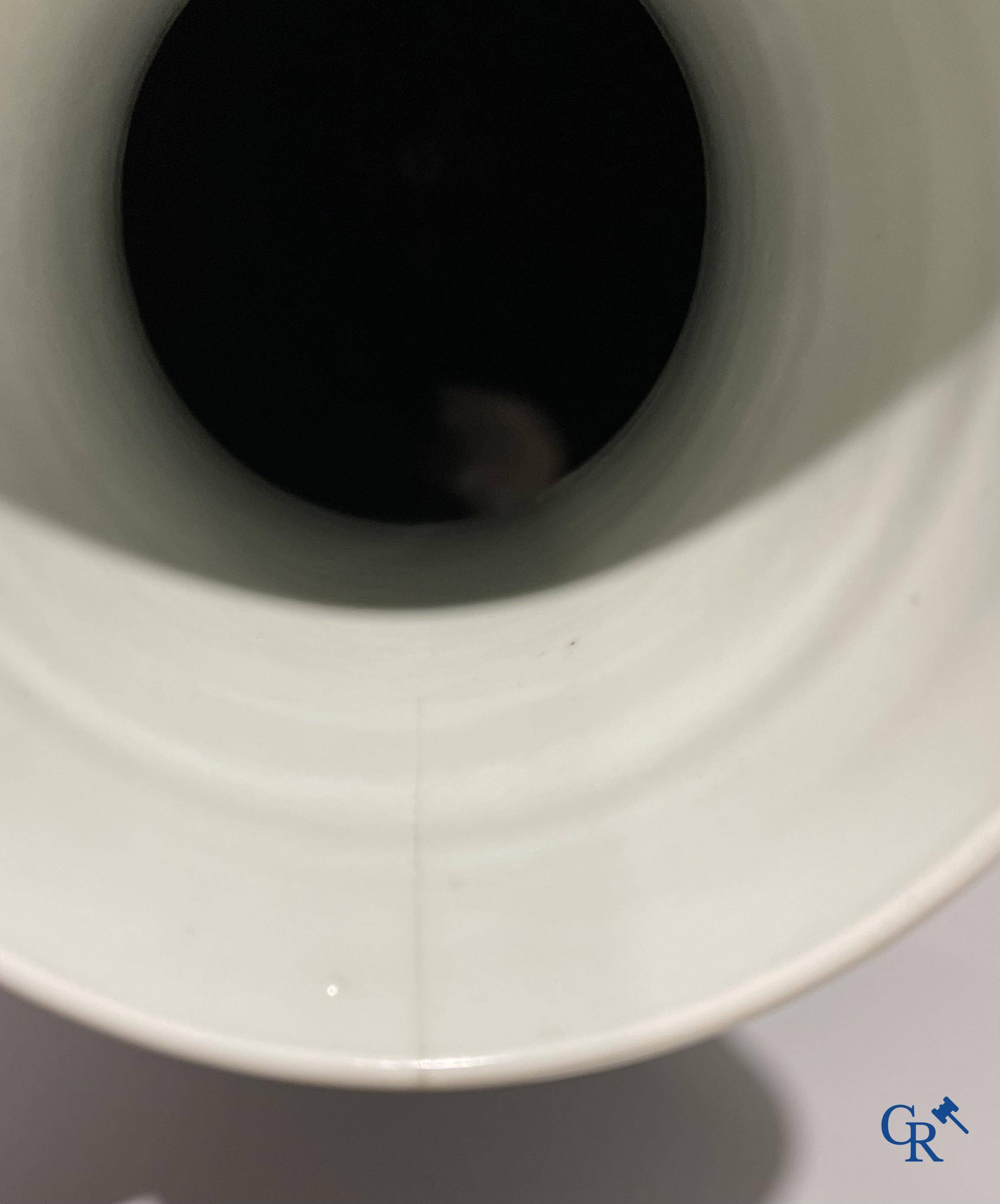 Asian Art, Chinese porcelain, a Chinese famille rose vase with warriors.