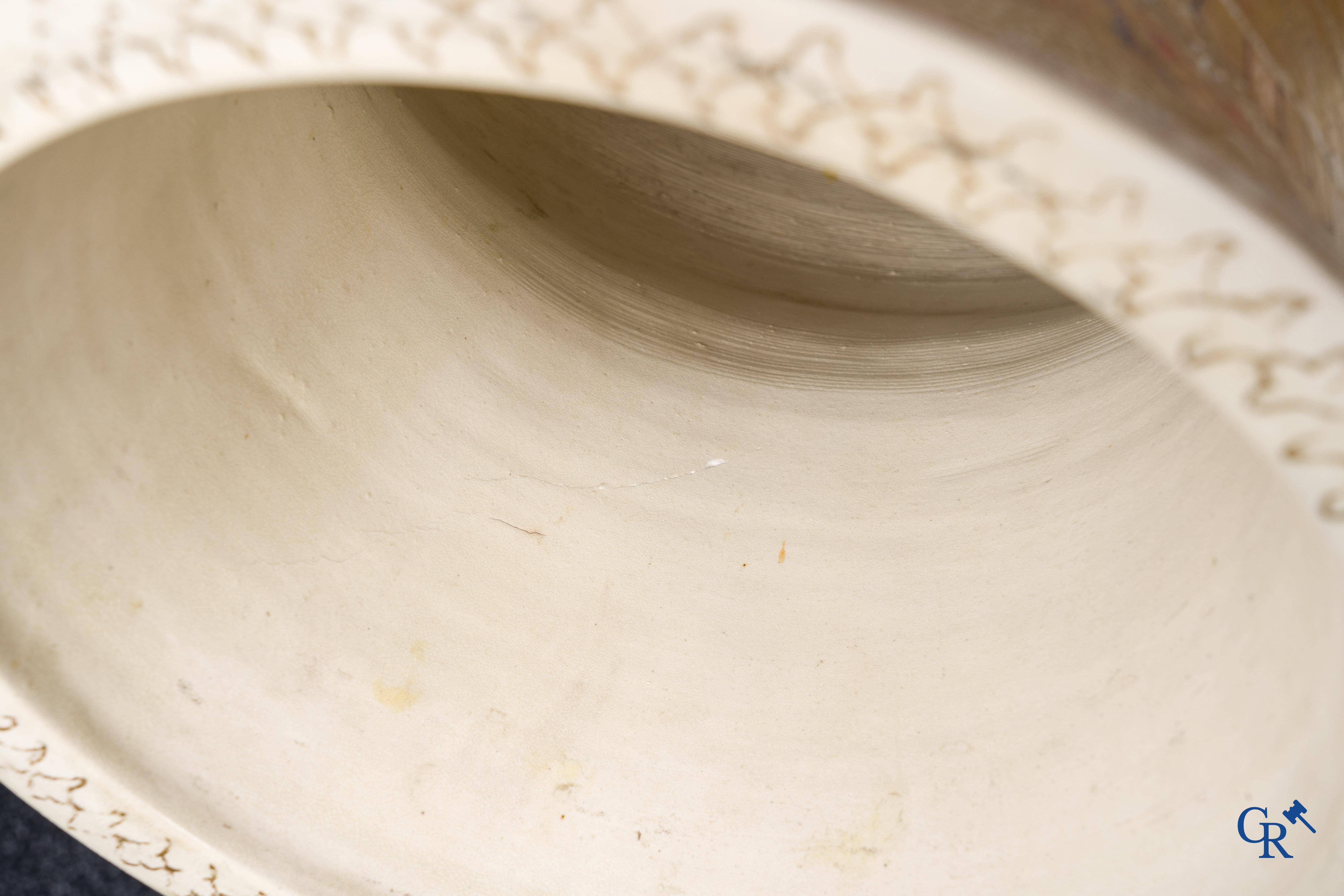 Asian Art, Japanese porcelain, an exceptional pair of large and finely decorated Satsuma vases. Meiji period.