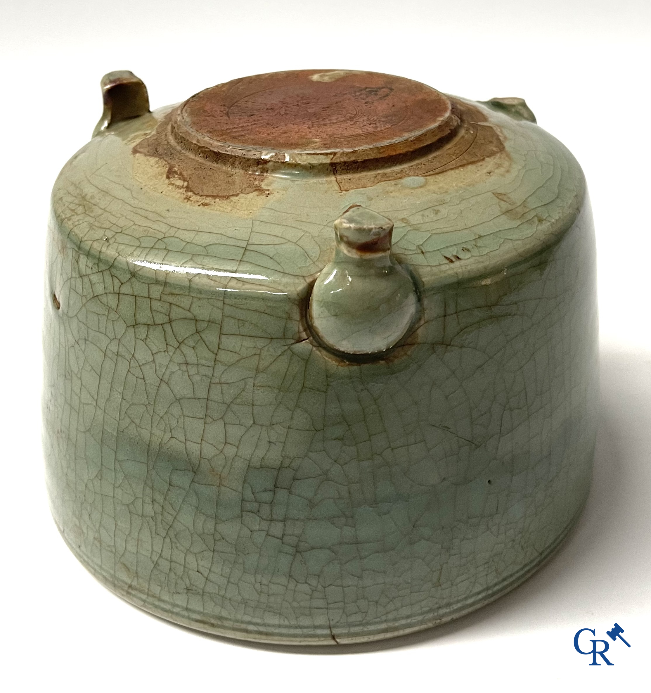 Asian Art, Lot with Chinese porcelain and pottery. 18th-19th century.