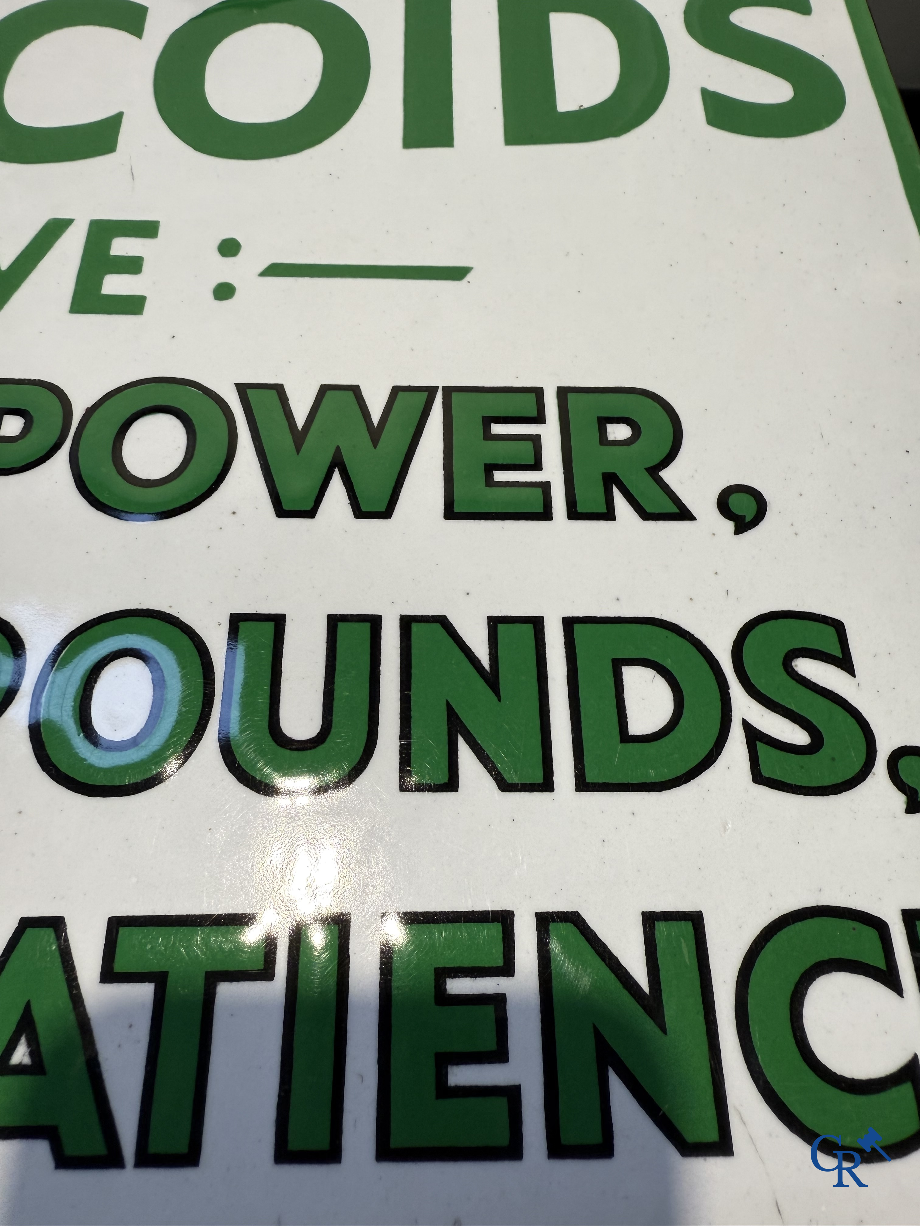 Duckham's Motor Oil. "Best in the World" Beautifully enamelled advertising thermometer sign. English production.