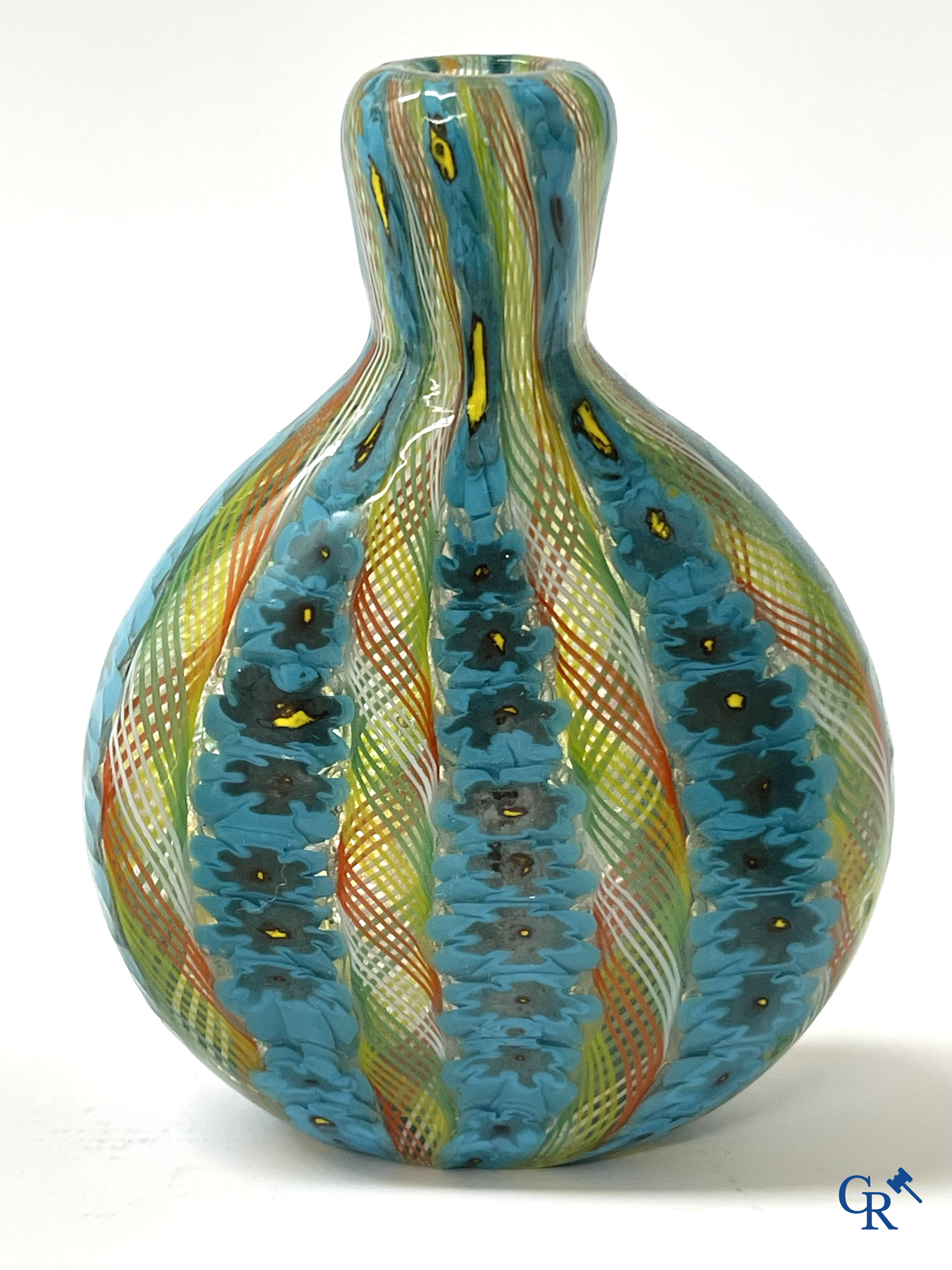 Several press papers and sulfure objects including a rare boule press paper depicting Henri II.