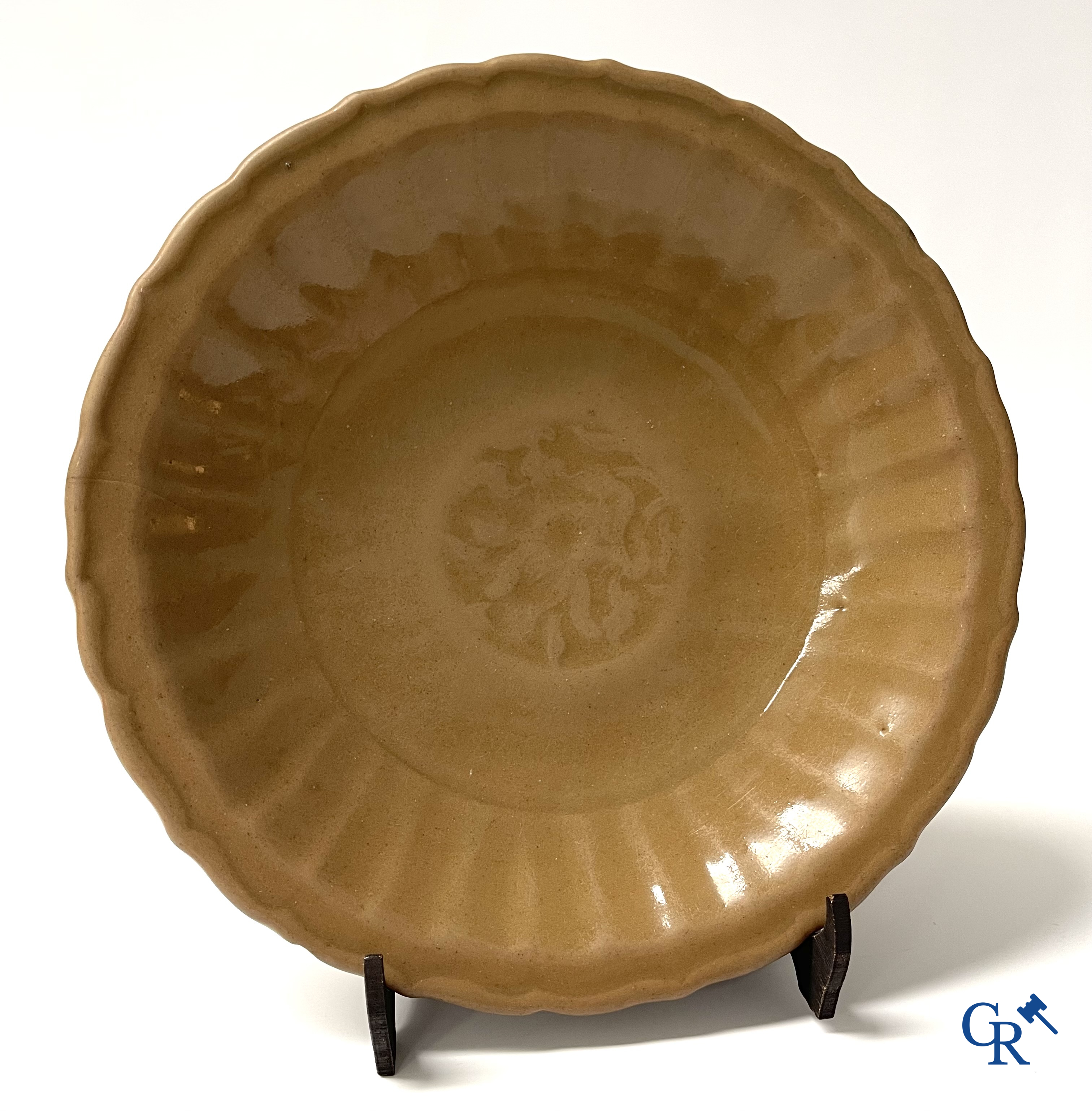 Asian Art, Lot with Chinese porcelain and pottery. 18th-19th century.