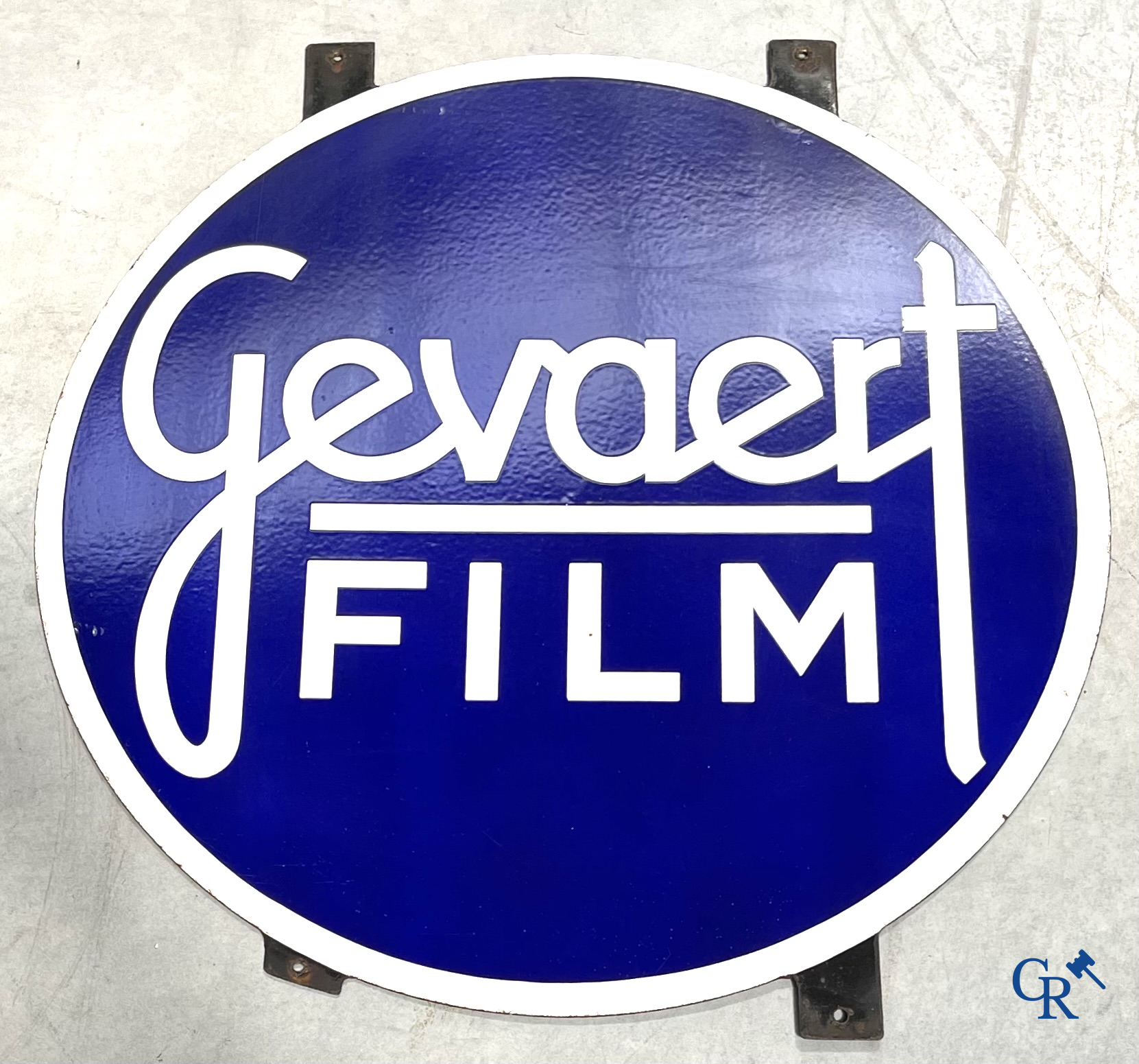 Gevaert film, dubbelzijdig emaille reclame bord. T.P. Bruxelles 1953.