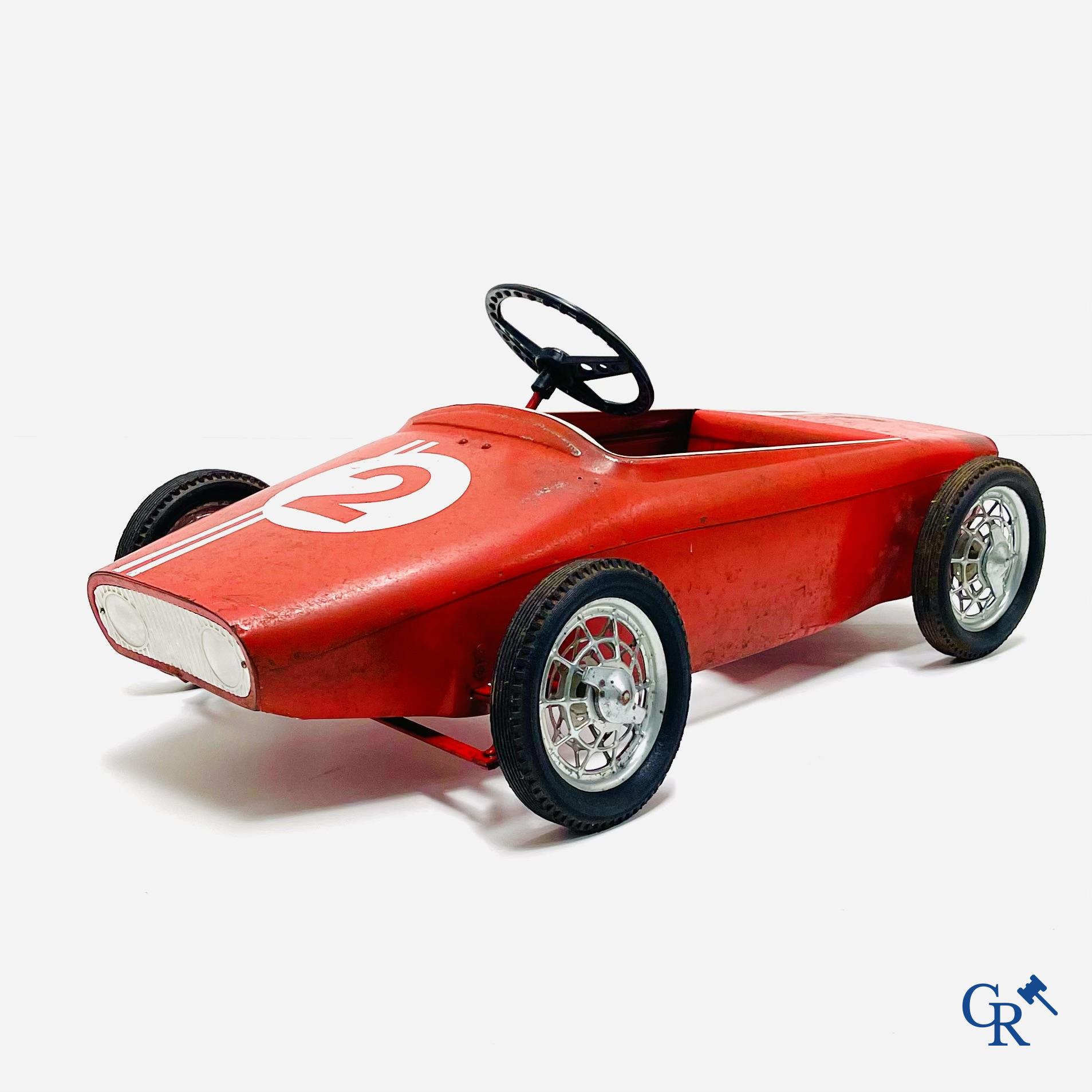 Pedaalwagen, Morellet Guerineau. Lotus F1-model met metalen carrosserie en spaakwielen. Franse makelij. 60'er jaren.