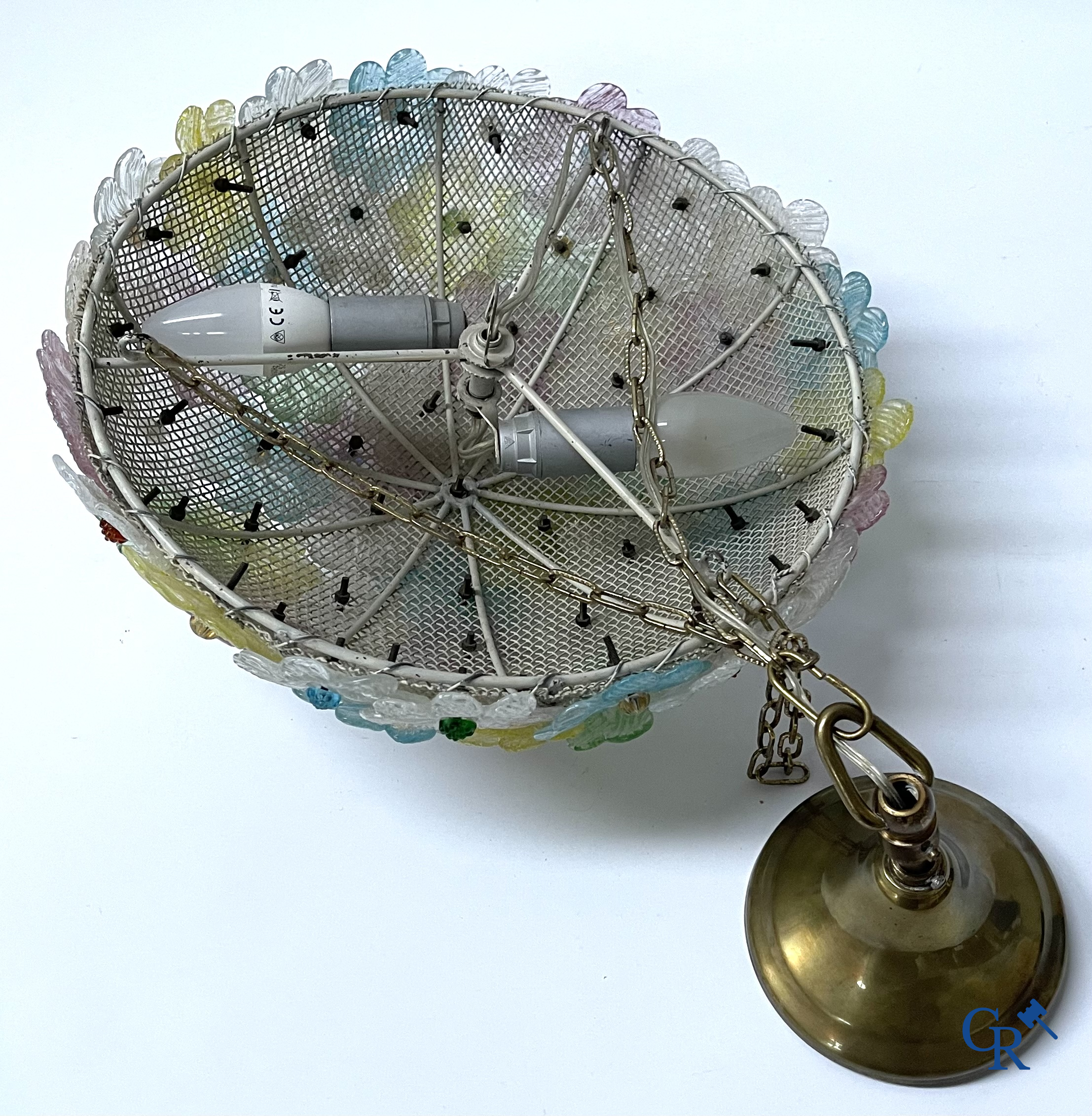 A lot of a Venetian table lamp, a pair of large wall lights in Venetian glass and a Murano ceiling lamp.