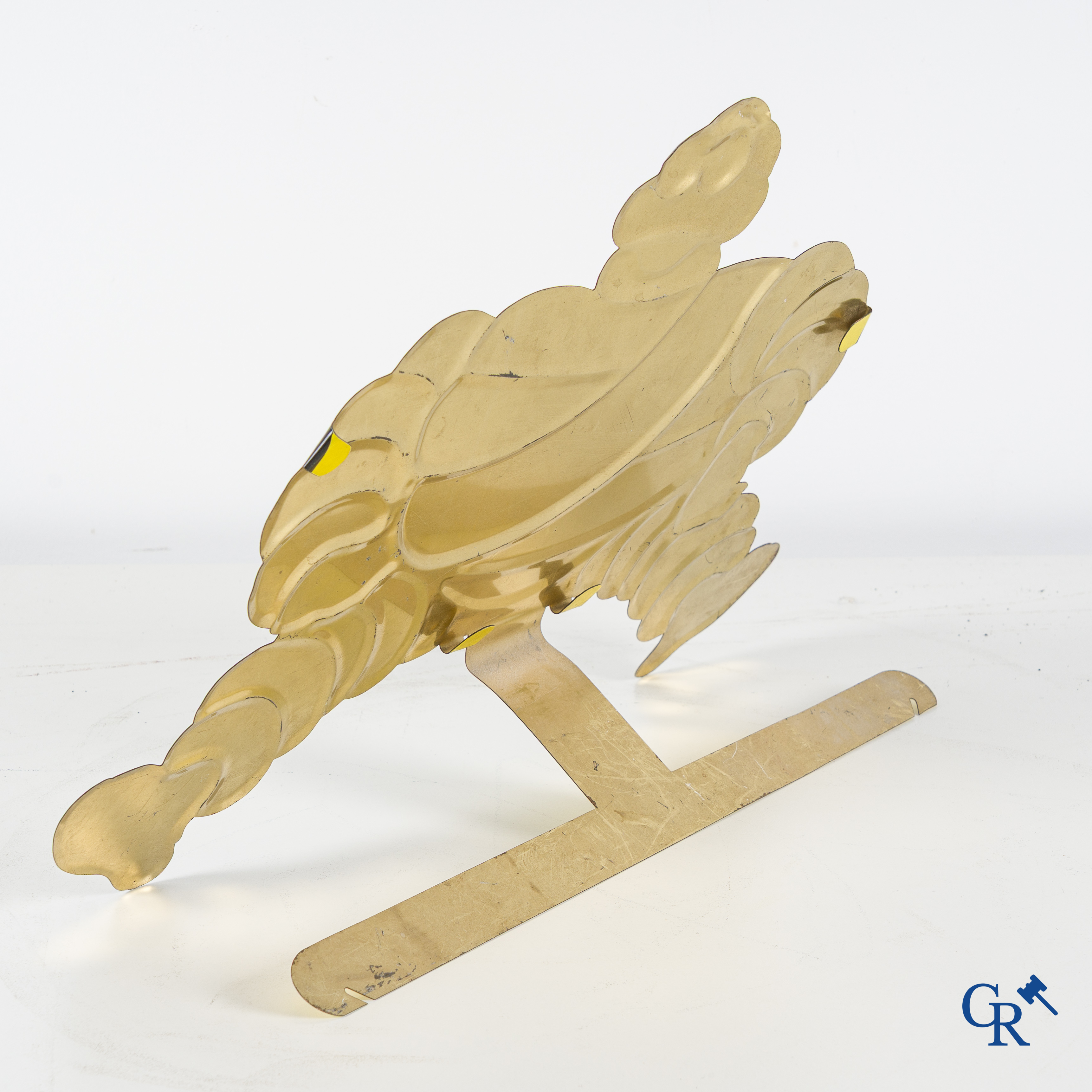 Michelin. Bibendum, amusante publiciteitshouder in relief. Bedrukt blik, Printed in France. 60'er jaren.