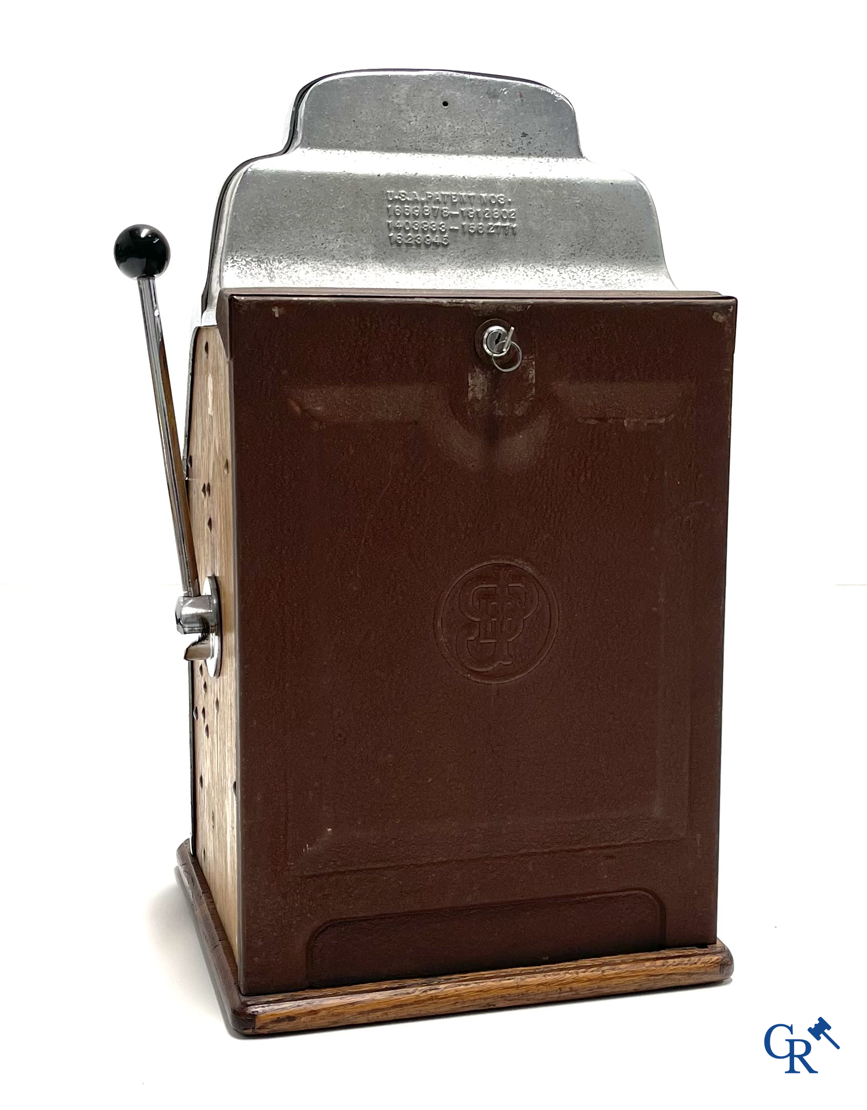 Jackpot, one-armed bandit, Jennings & Company Chicago. Riviera Star Chief Super Jackpot. Numbered.