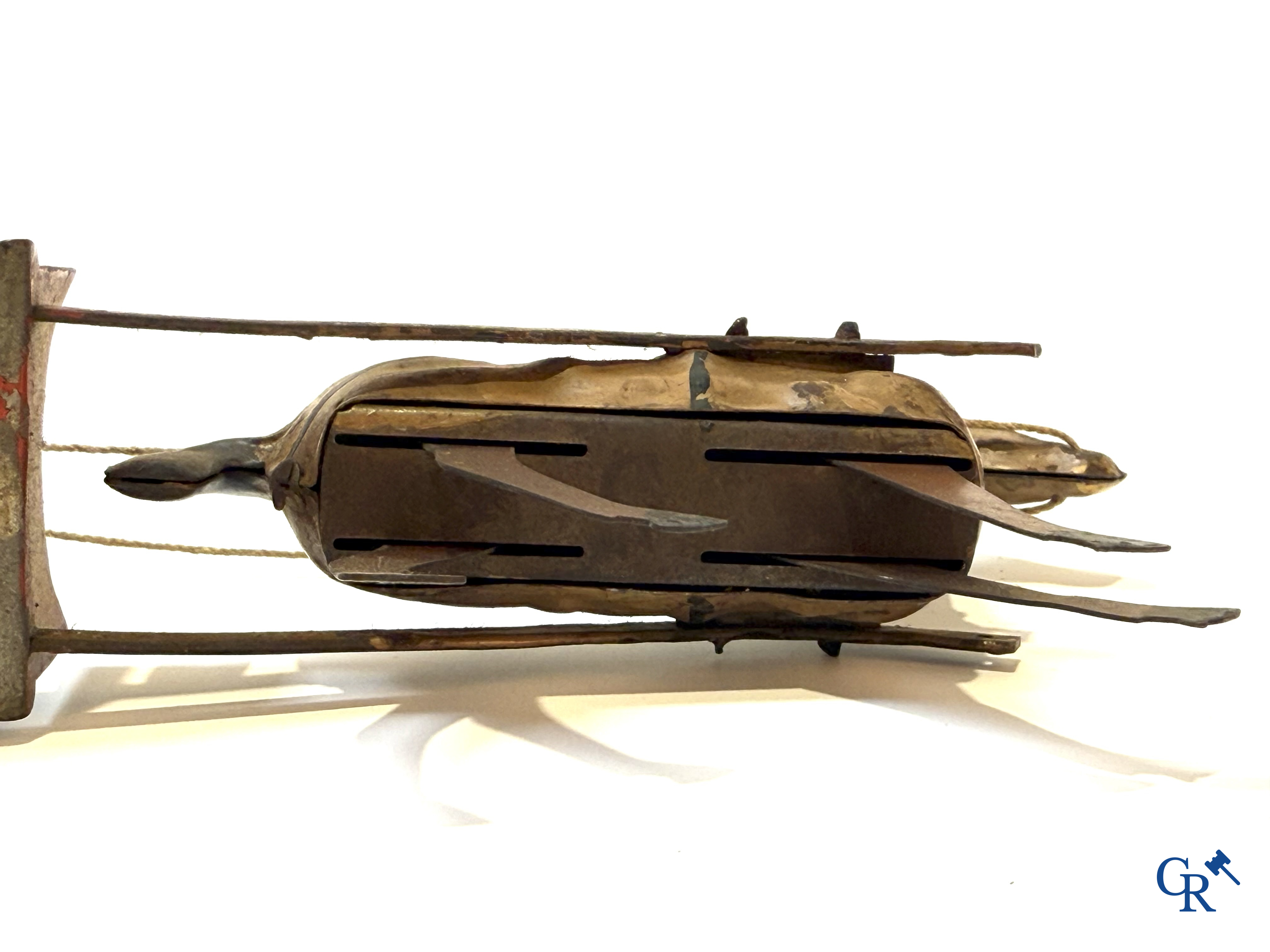 Fernand Martin, mechanical toys, rare carriage with horse, painted tin. Marked F.M. France Paris. Circa 1905.