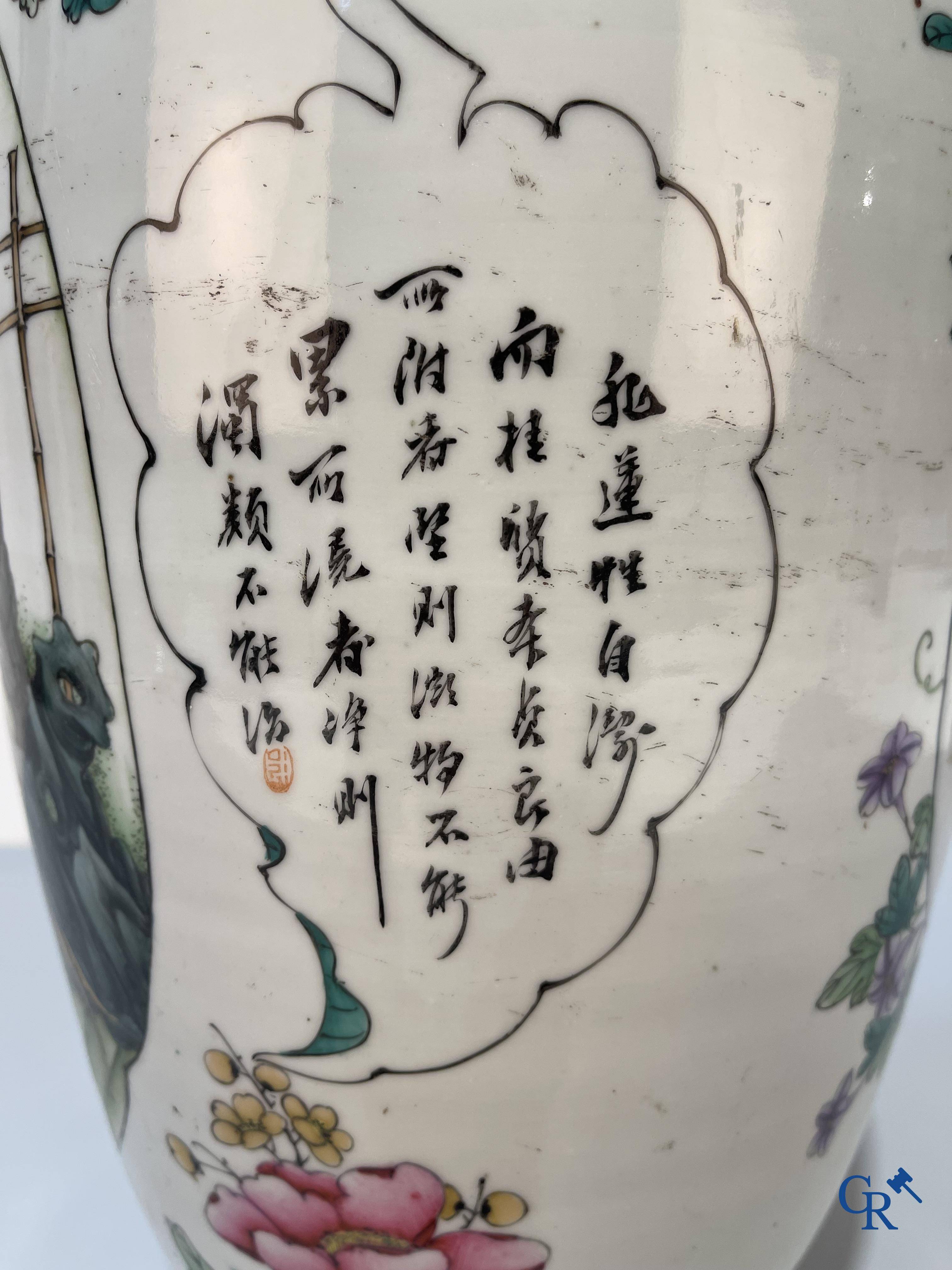 Asian Art, Chinese porcelain, a Chinese double decor vase with court scenes and calligraphy. Republic period.