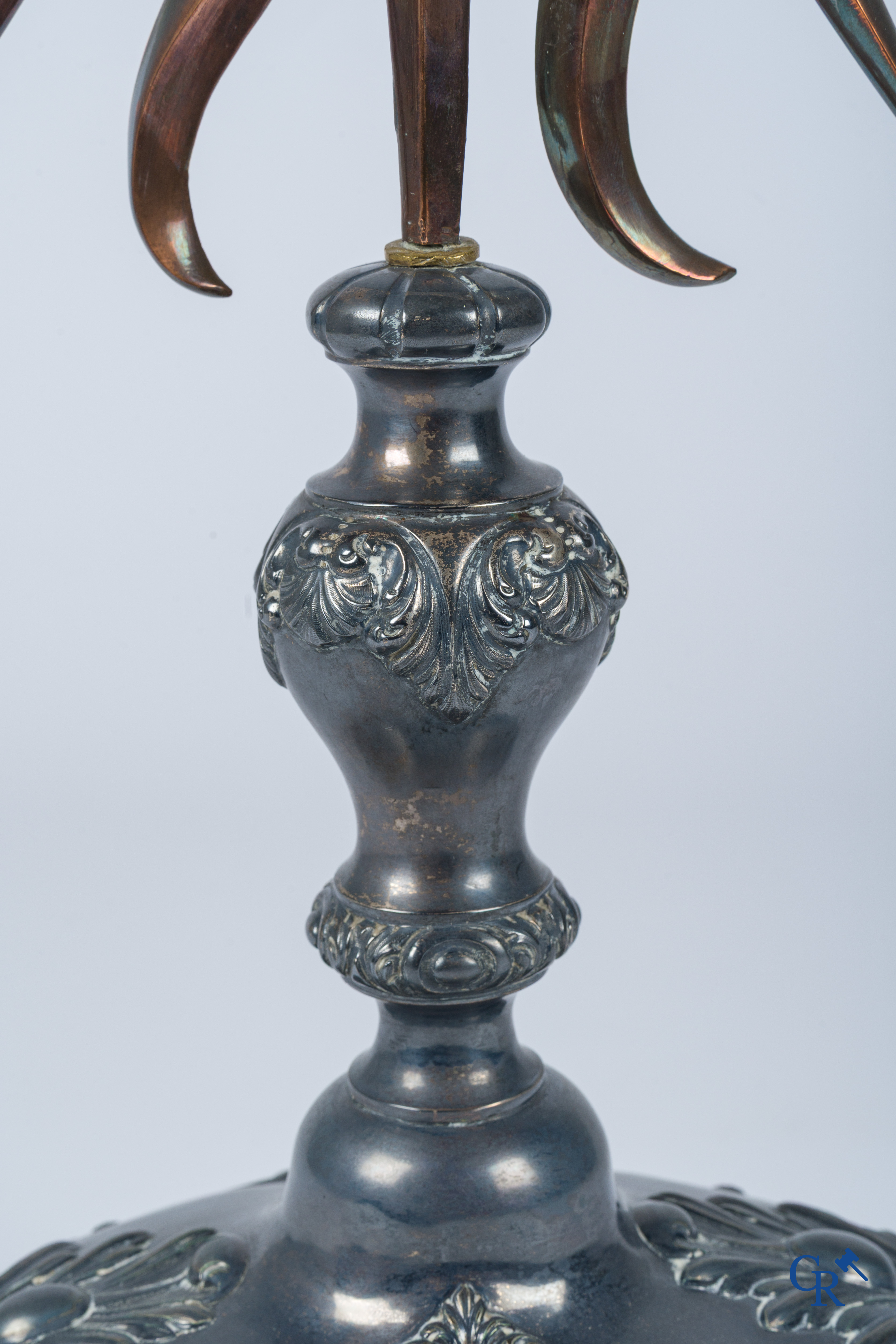 Religious objects, a reliquary in silver and brass. Multiple hall marks, silver 2nd grade.