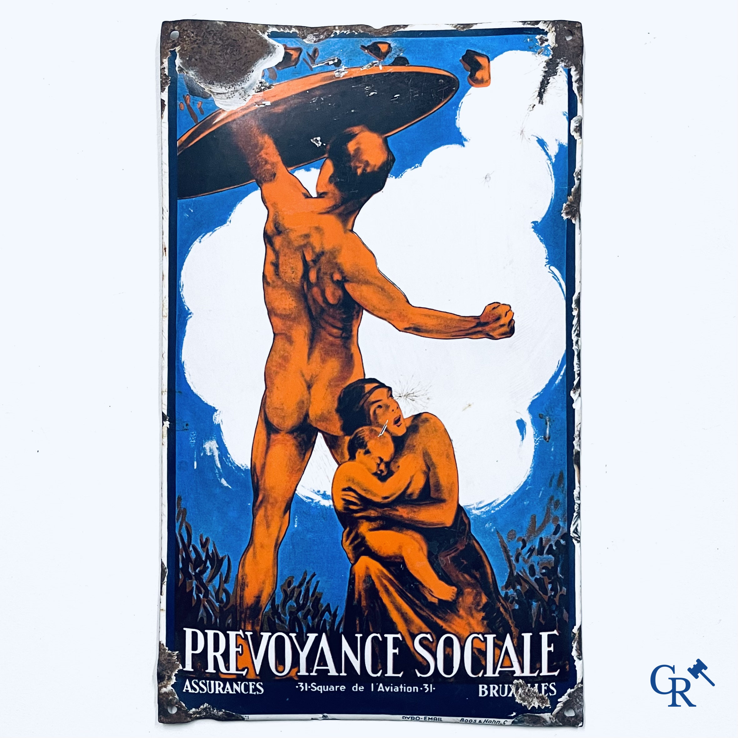 Prevoyance Sociale, enamel sign for Social Security insurances. Pyro-email Boos & Hahn. 1930's.