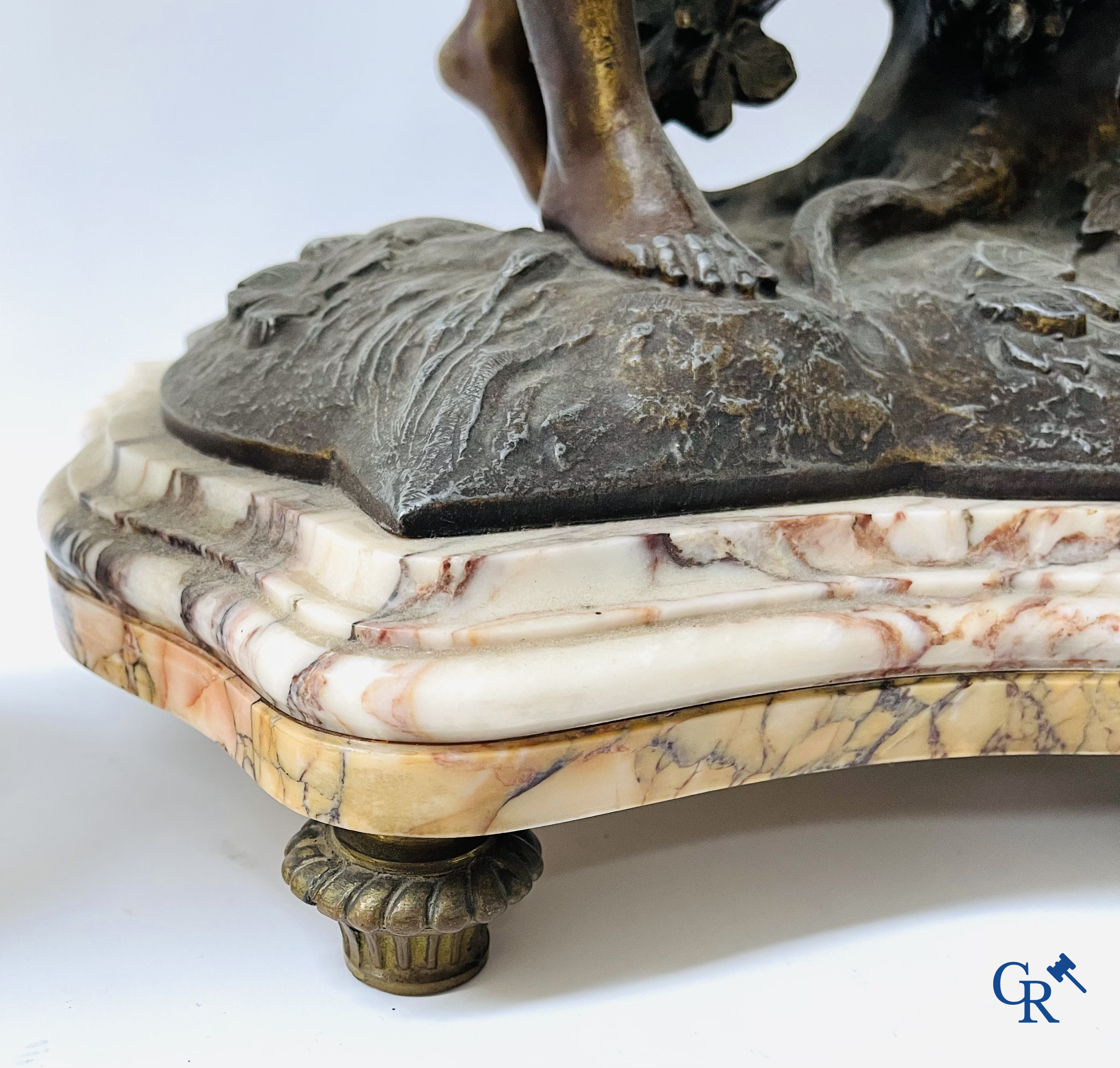 Louis & François Moreau (after). A large 3-piece fireplace set in spelter and marble. Circa 1910.