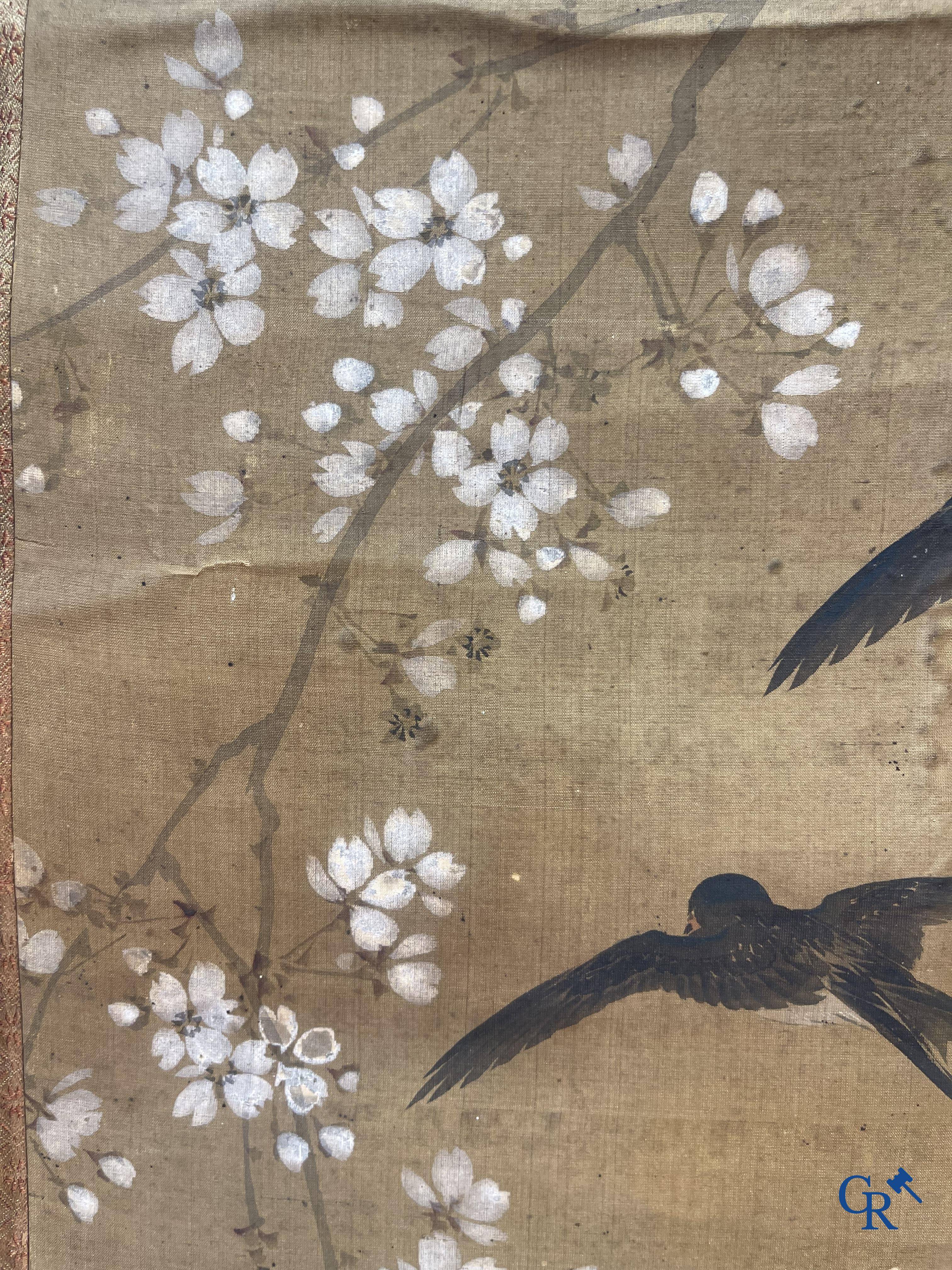 Asian Art, a large Japanese scroll. Signed. 18th century.